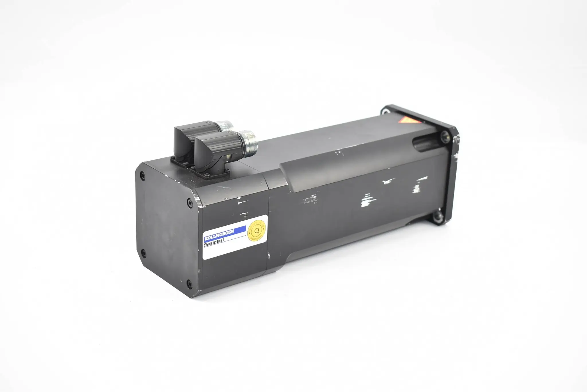 Produktfoto 1 von Kollmorgen Seidel Servomotor 6SM 57M-3000-G-09-S3-1313 ( 3000rpm 1,40kW )