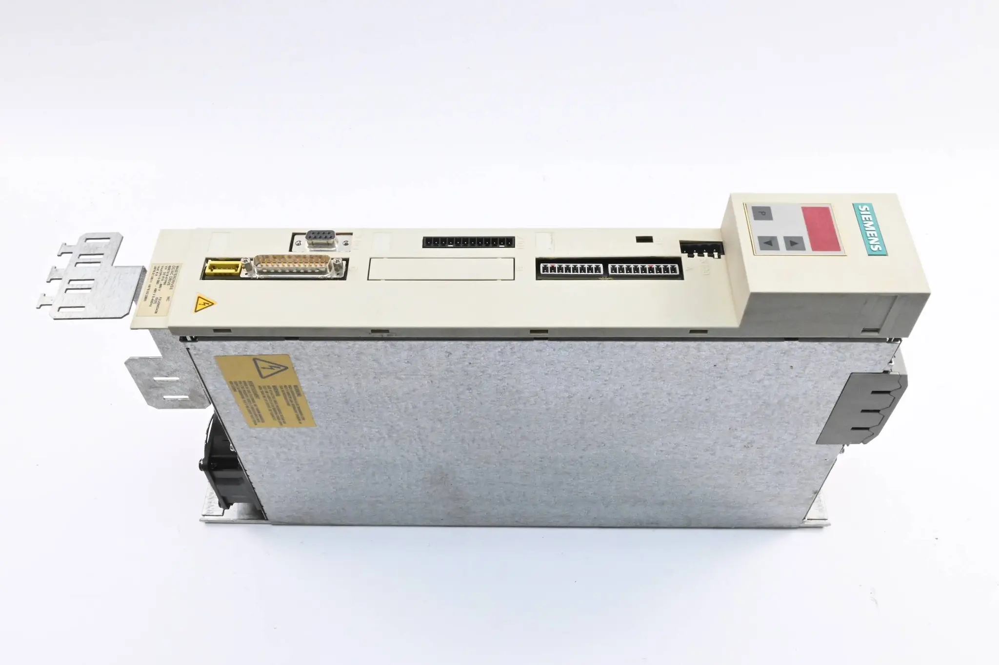Produktfoto 1 von Siemens Masterdrives 6SE7016-0TP50-Z ( 6SE7 016-0TP50-Z ) E.G G61 + K80 + C43
