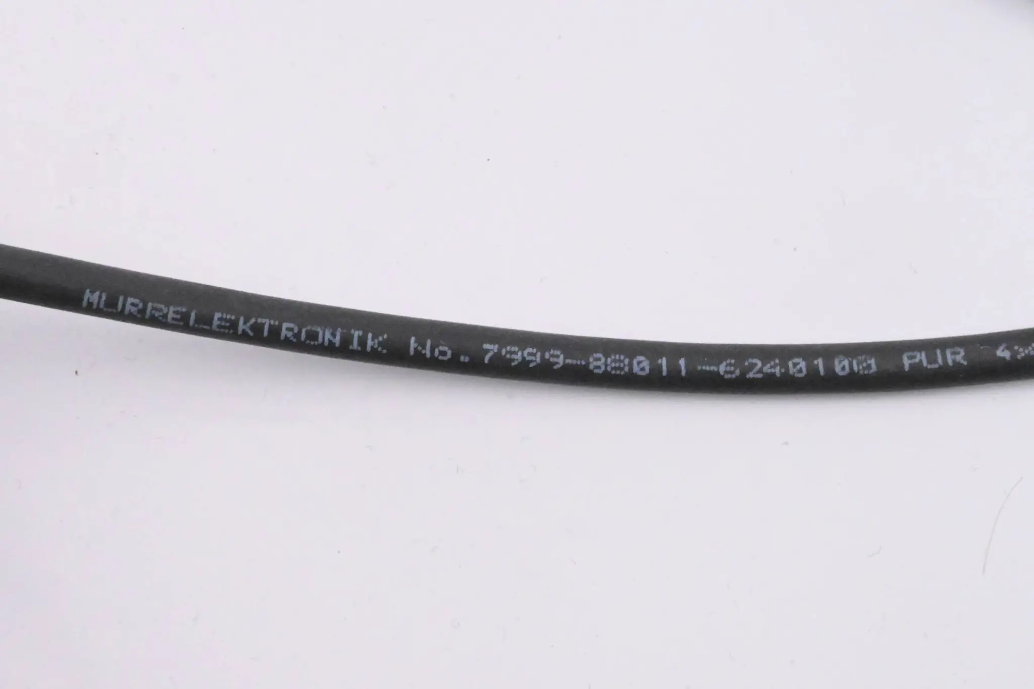 Produktfoto 1 von Murr Elektronik Verbindungskabel 7999-88011-6240100 1m