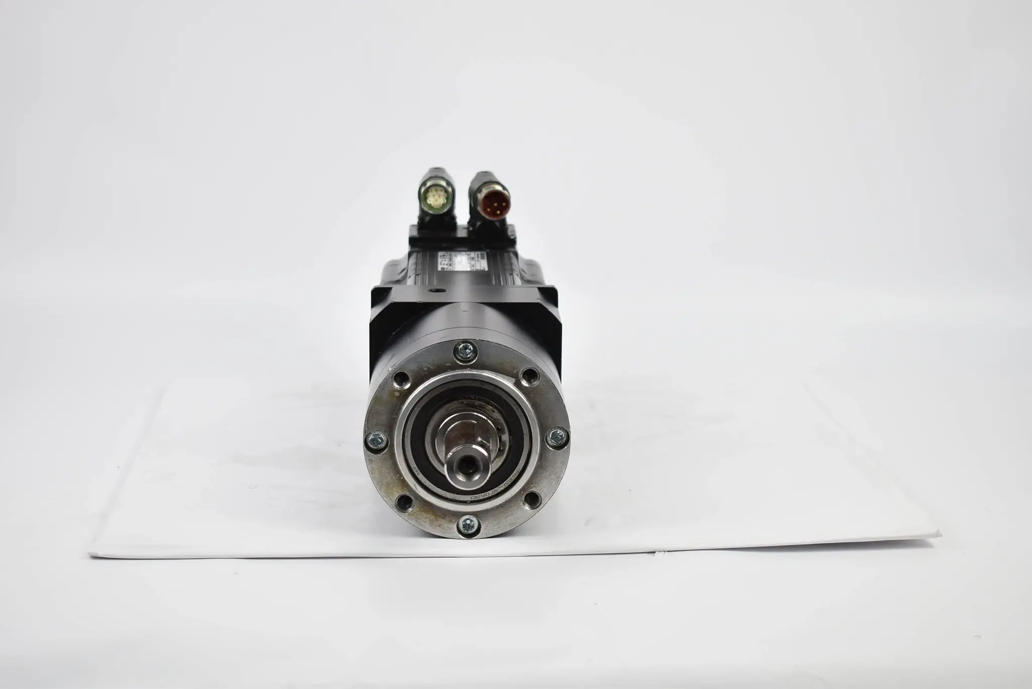 Produktfoto 1 von Lenze Servomotor 2,5Kw 3000rpm G70AP126MVCL2N MCS 12H30LRS0B0-A19N-ST5800N-R08U