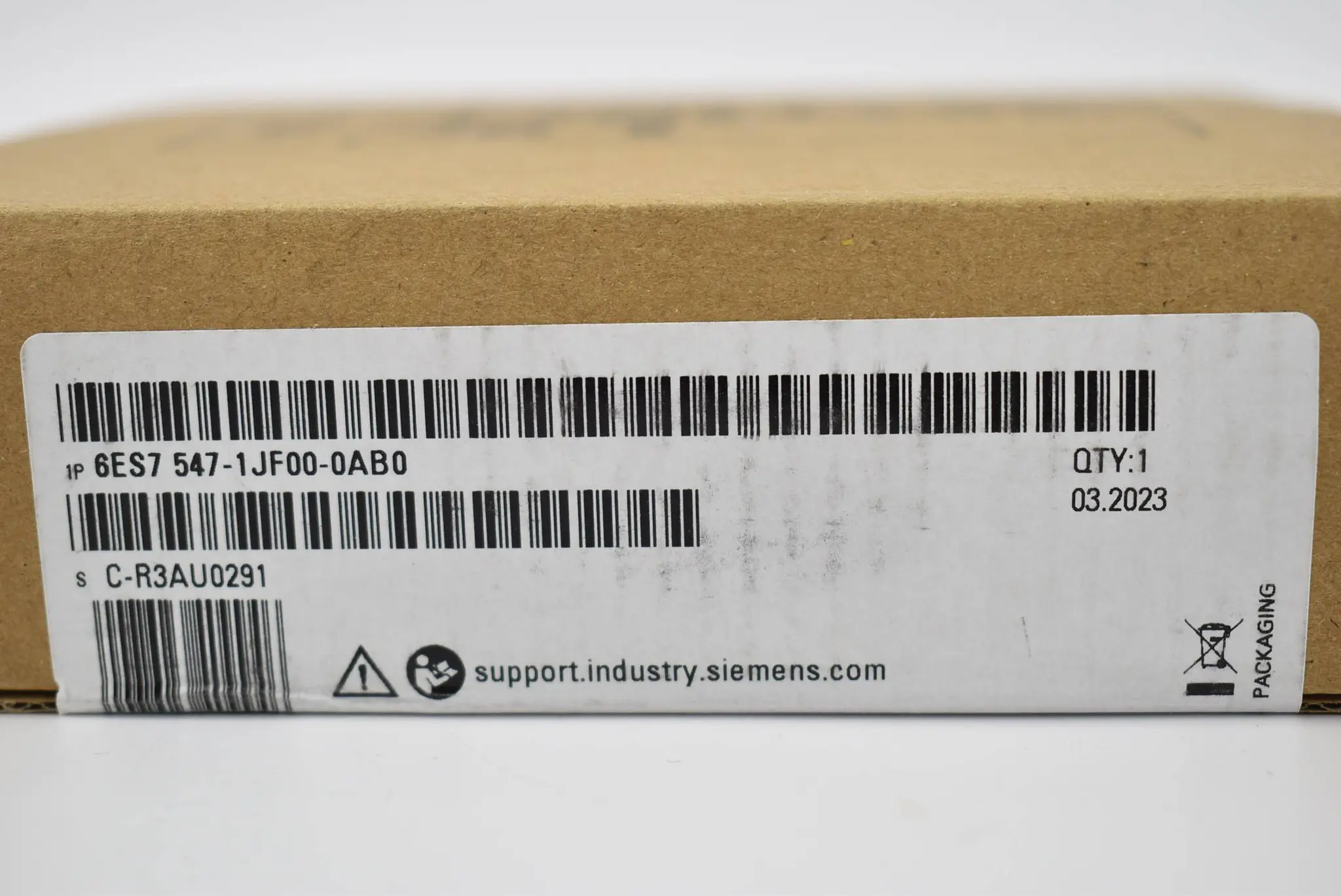 Produktfoto 1 von Siemens simatic S7-1500 6ES7 547-1JF00-0AB0 ( 6ES7547-1JF00-0AB0 ) E4