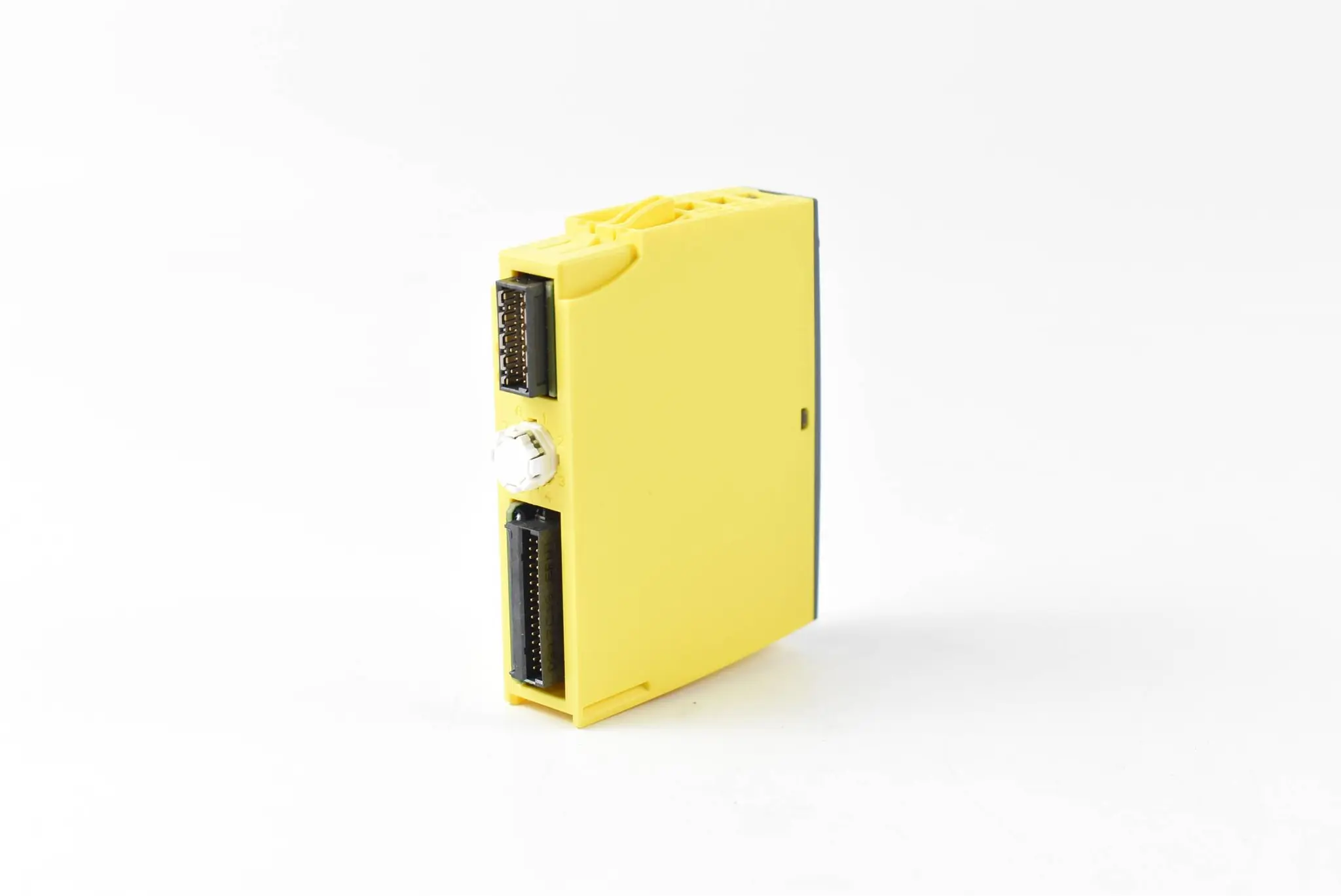 Produktfoto 1 von Siemens Simatic ET200SP 6AG1136-6BA00-2CA0 ( 6AG1 136-6BA00-2CA0 ) E06