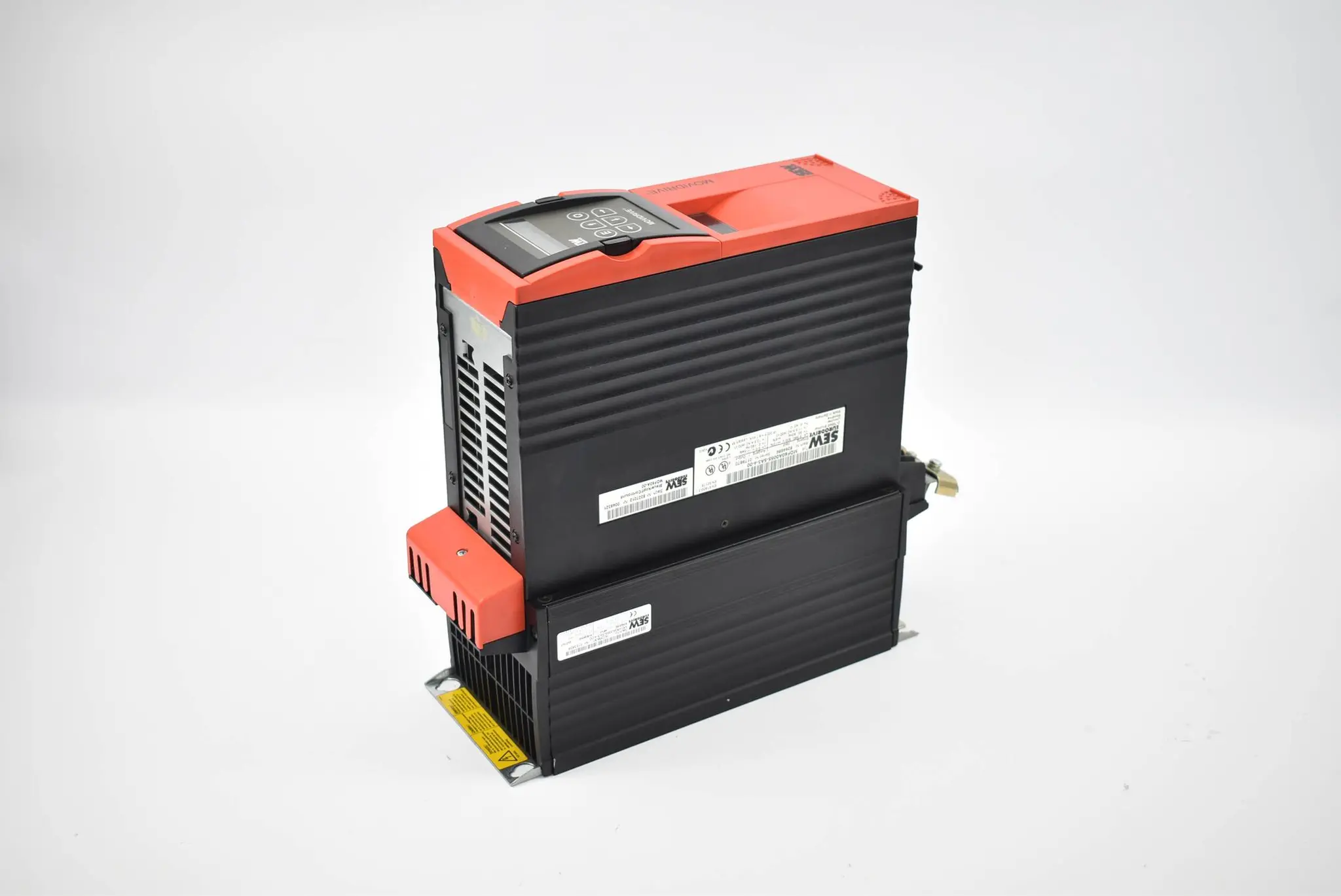 Produktfoto 1 von SEW eurodrive Umrichter MDF60A0055-5A3-4-00 + MDX60A0055-5A3-4-00 + DBG11B-08