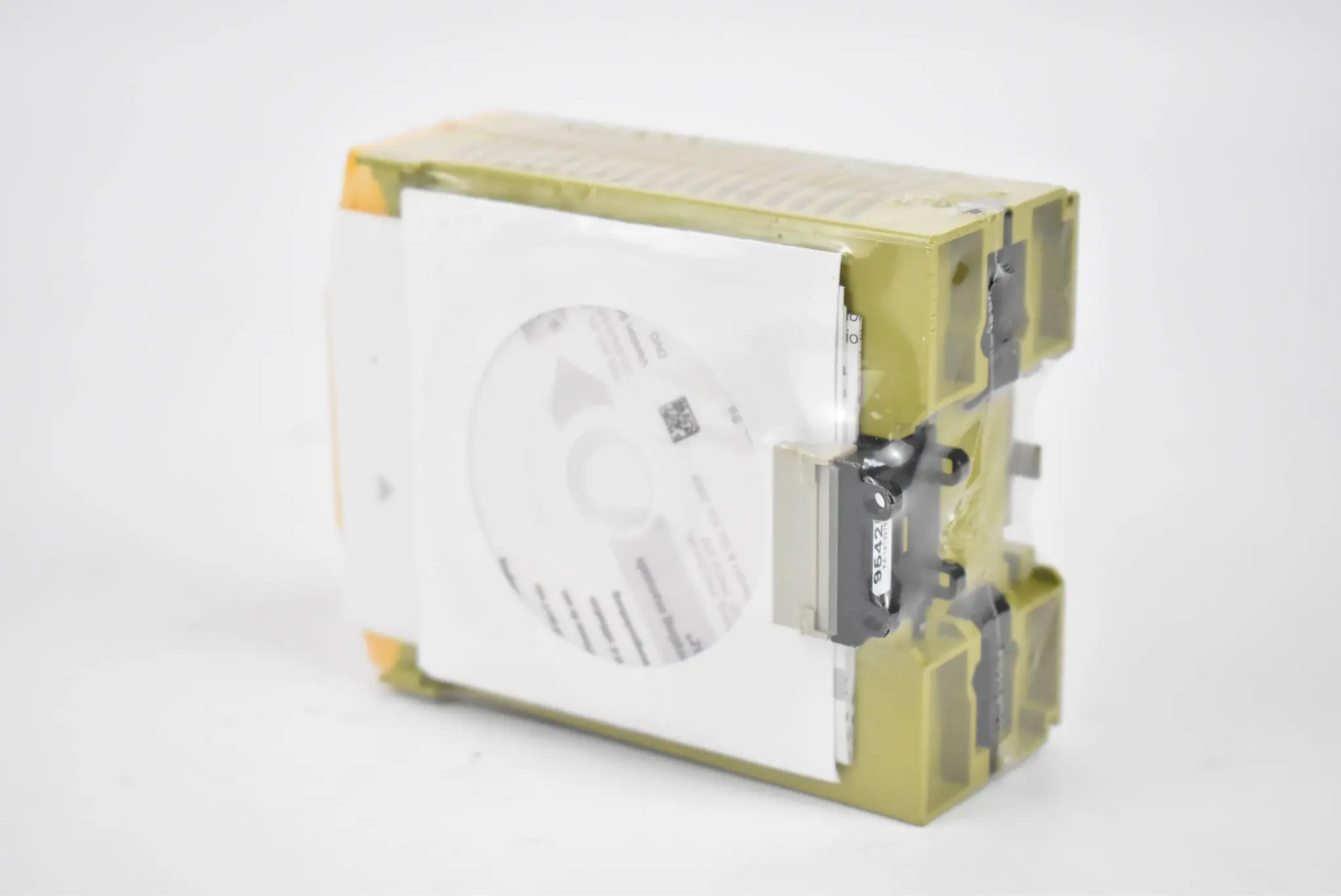 Produktfoto 1 von Pilz Sicherheitsrelais PNOZ ms4p ( 773830 )