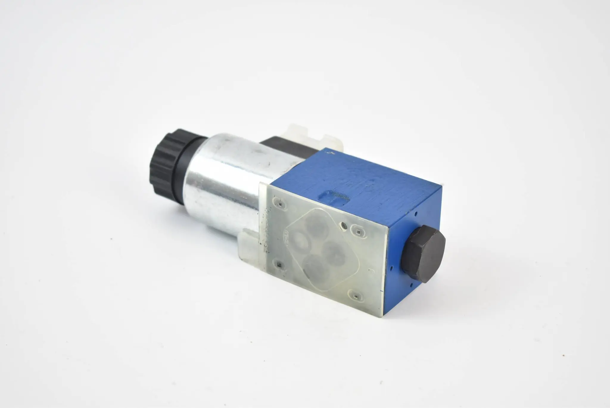 Produktfoto 1 von Rexroth Wegesitzventil M-3 SED 6 CK13/350 C F24 N9K4 ( R900052392 )