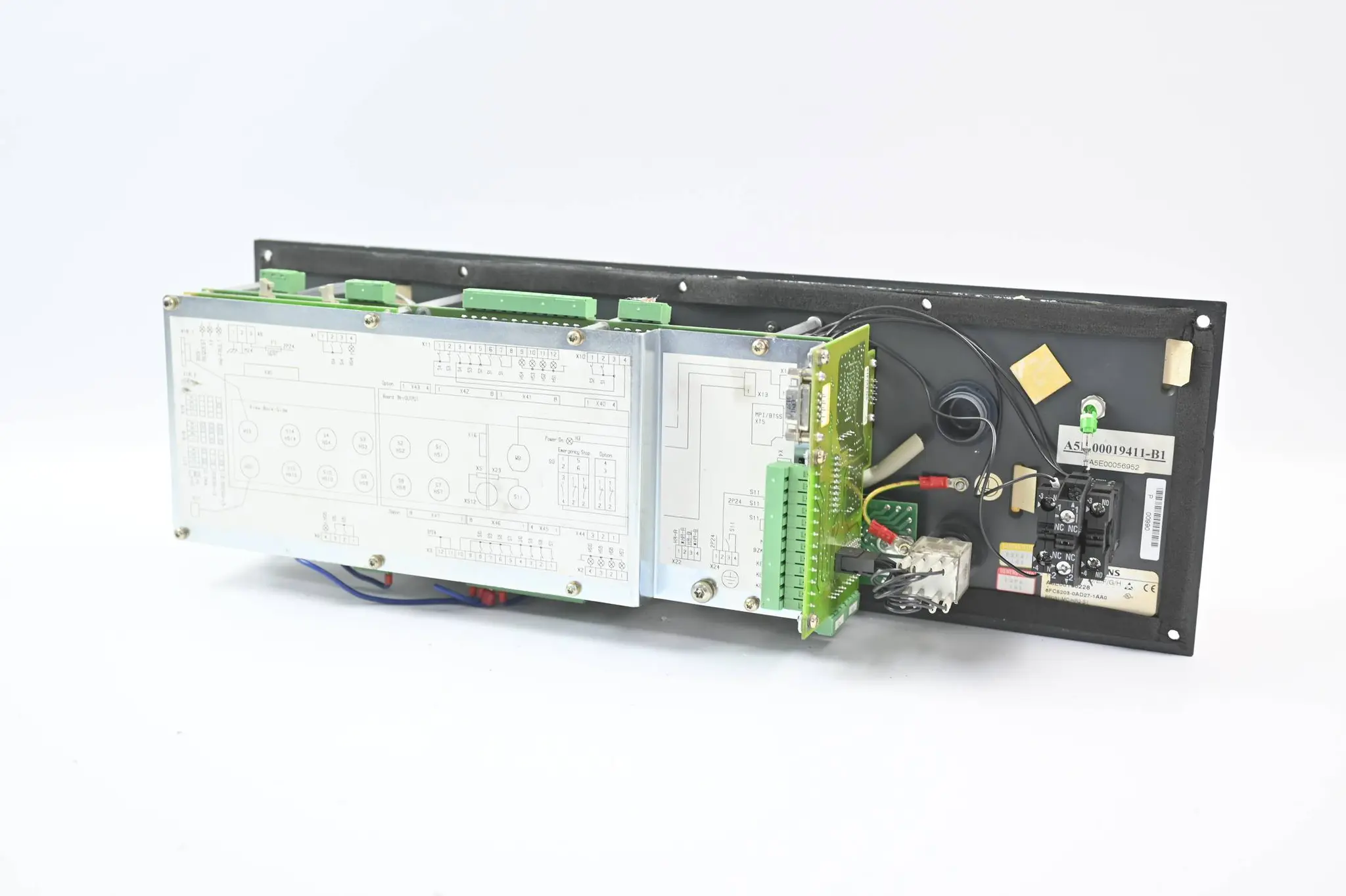 Produktfoto 1 von Siemens Sinumerik Push Button Panel 6FC5203-0AD27-1AA0 ( 6FC5 203-0AD27-1AA0 )