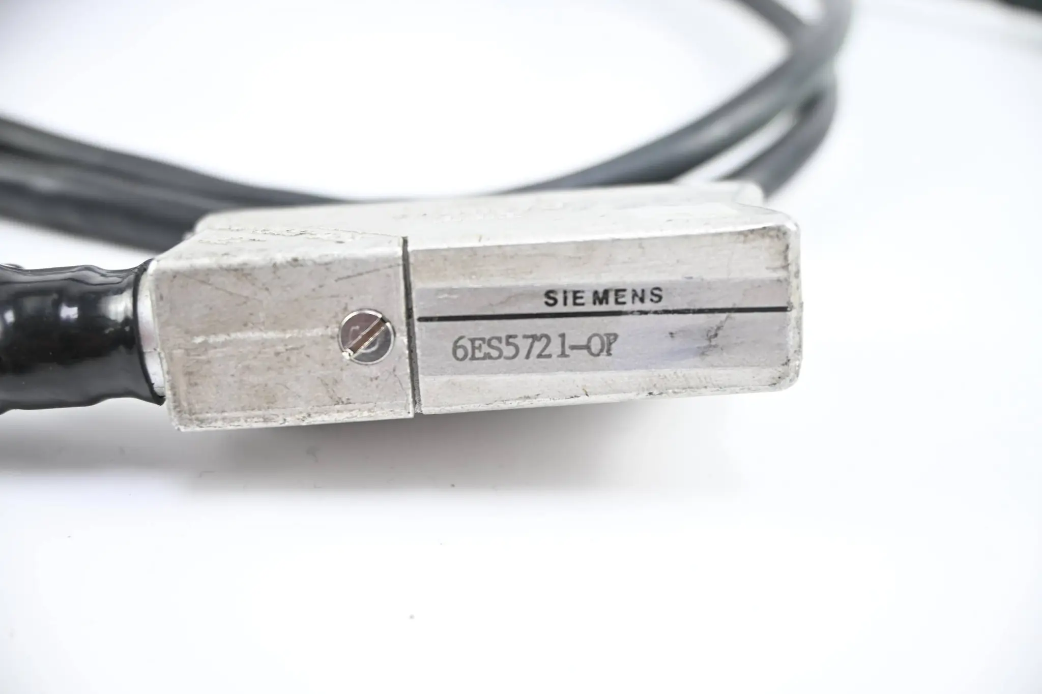 Produktfoto 1 von Siemens Simatic S5 Steckleitung 6ES5721-0BC50 ( 6ES5 721-0BC50 ) 2,5m