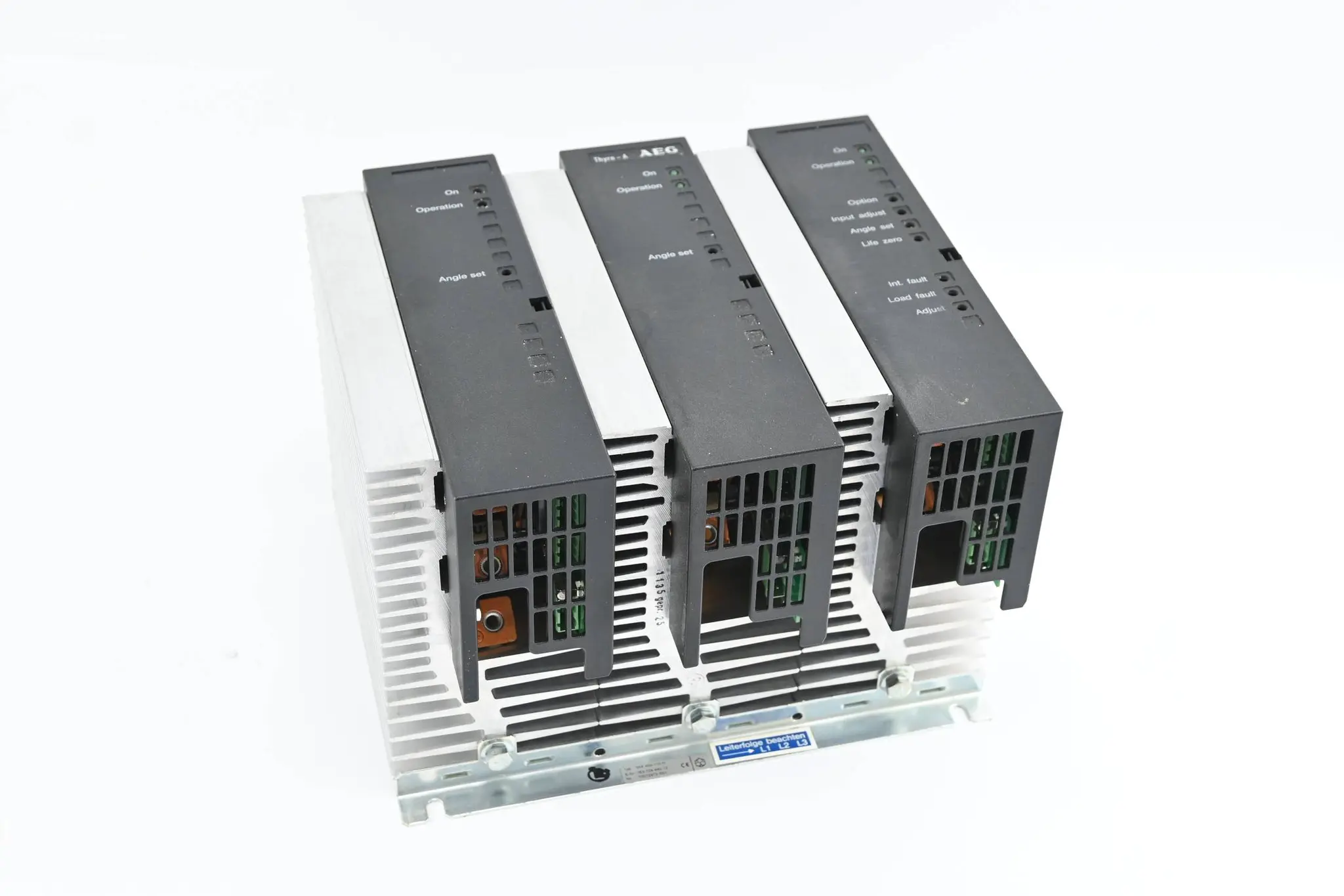 Produktfoto 1 von AEG Thyristor-Leistungssteller Thyro-A 3AX 400-110 H ( 763-724-440.12 )