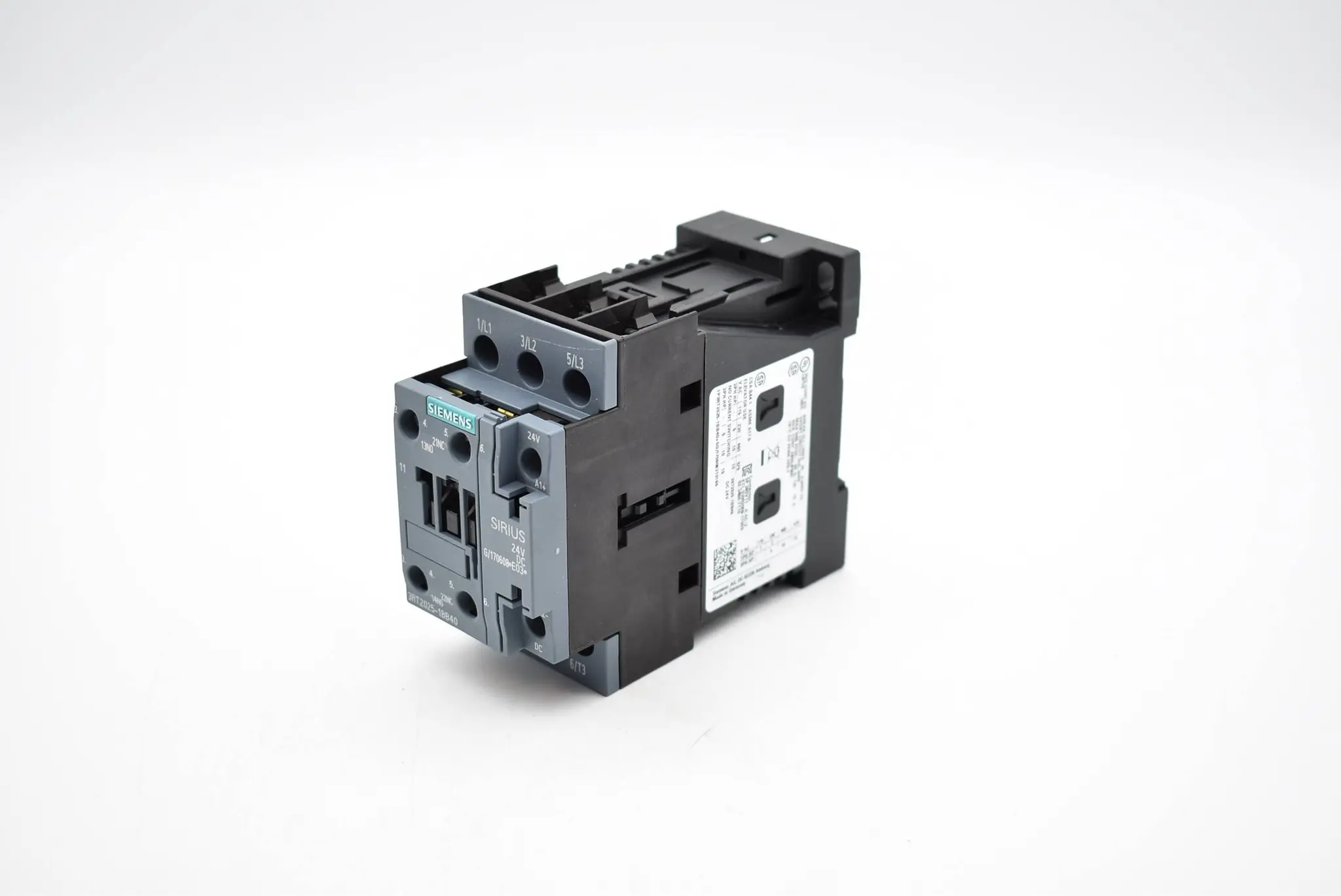 Produktfoto 1 von Siemens Sirius Leistungsschütz 3RT2025-1BB40 ( 3RT2 025-1BB40 )
