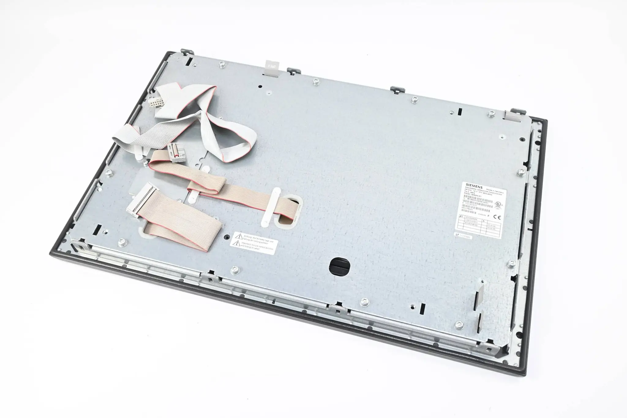 Produktfoto 1 von Siemens Sinumerik Panel OP012 12,1" 6FC5203-0AF02-0AA1 ( 6FC5 203-0AF02-0AA1 ) F
