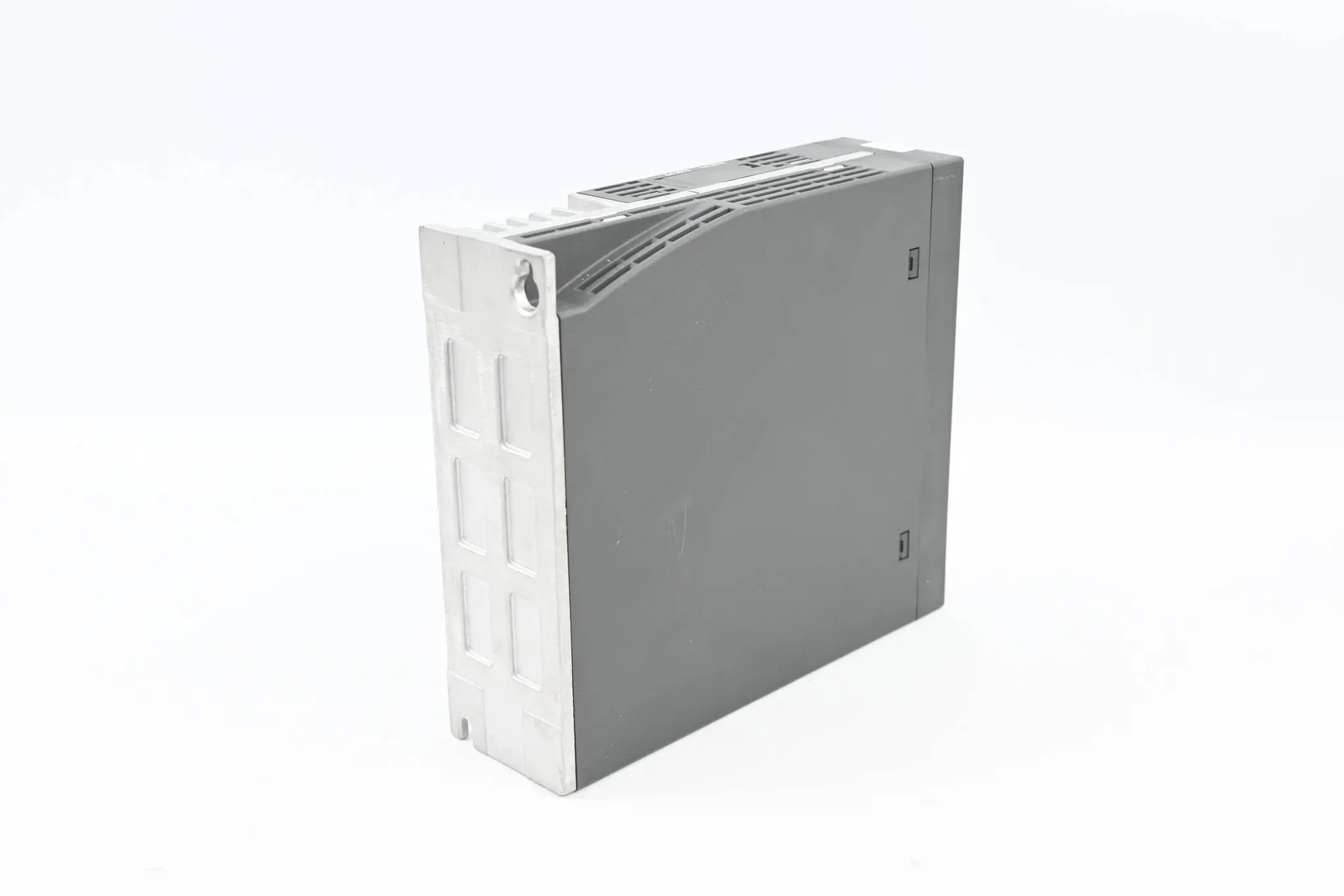 Produktfoto 1 von Siemens Sinamics V90 6SL3210-5FE10-4UF0 ( 6SL3 210-5FE10-4UF0 ) E.02