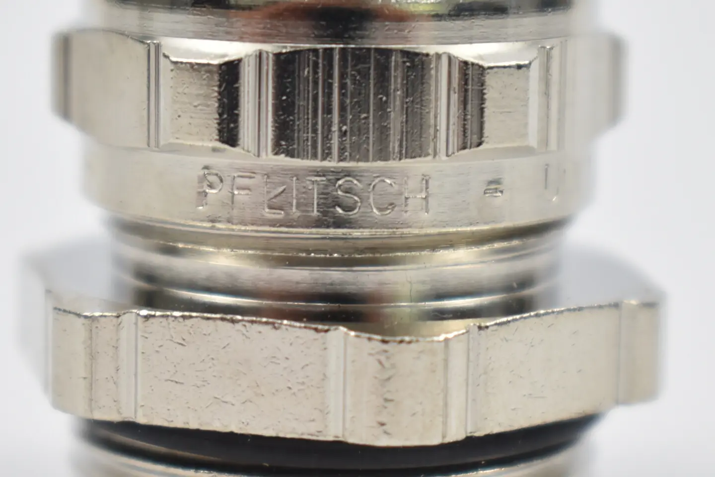 Produktfoto 1 von Pflitsch Uni Dicht Kabelverschraubung M25x1 ( VE 3 Stück )
