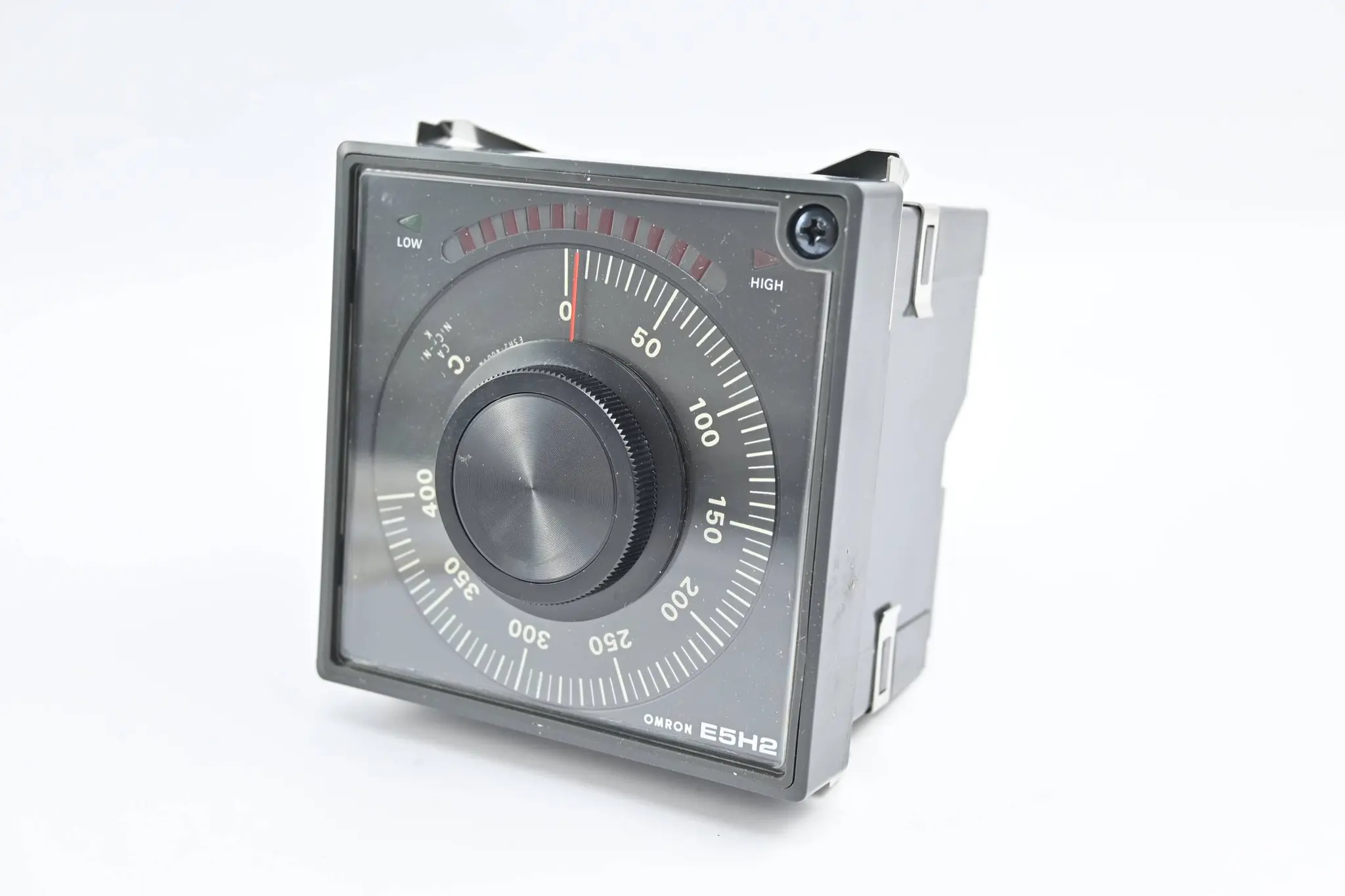 Produktfoto 1 von Omron Temperatur Regler 0-400°C 110/220 VAC ( E5H2-Y4CA DIN )