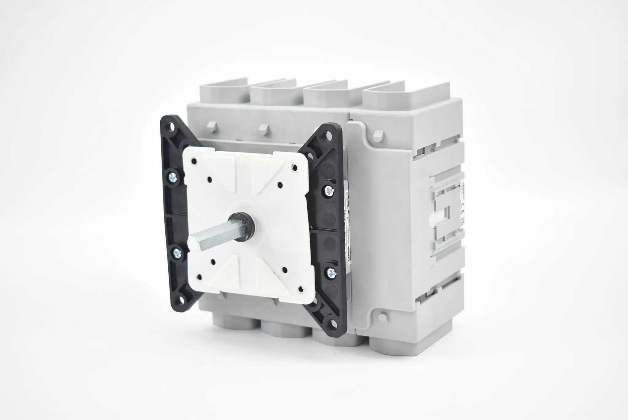 Produktfoto 1 von Siemens Lasttrennschalter 3LD5820-0TK11 + 3LD9240-0B ( 480VAC 150A )