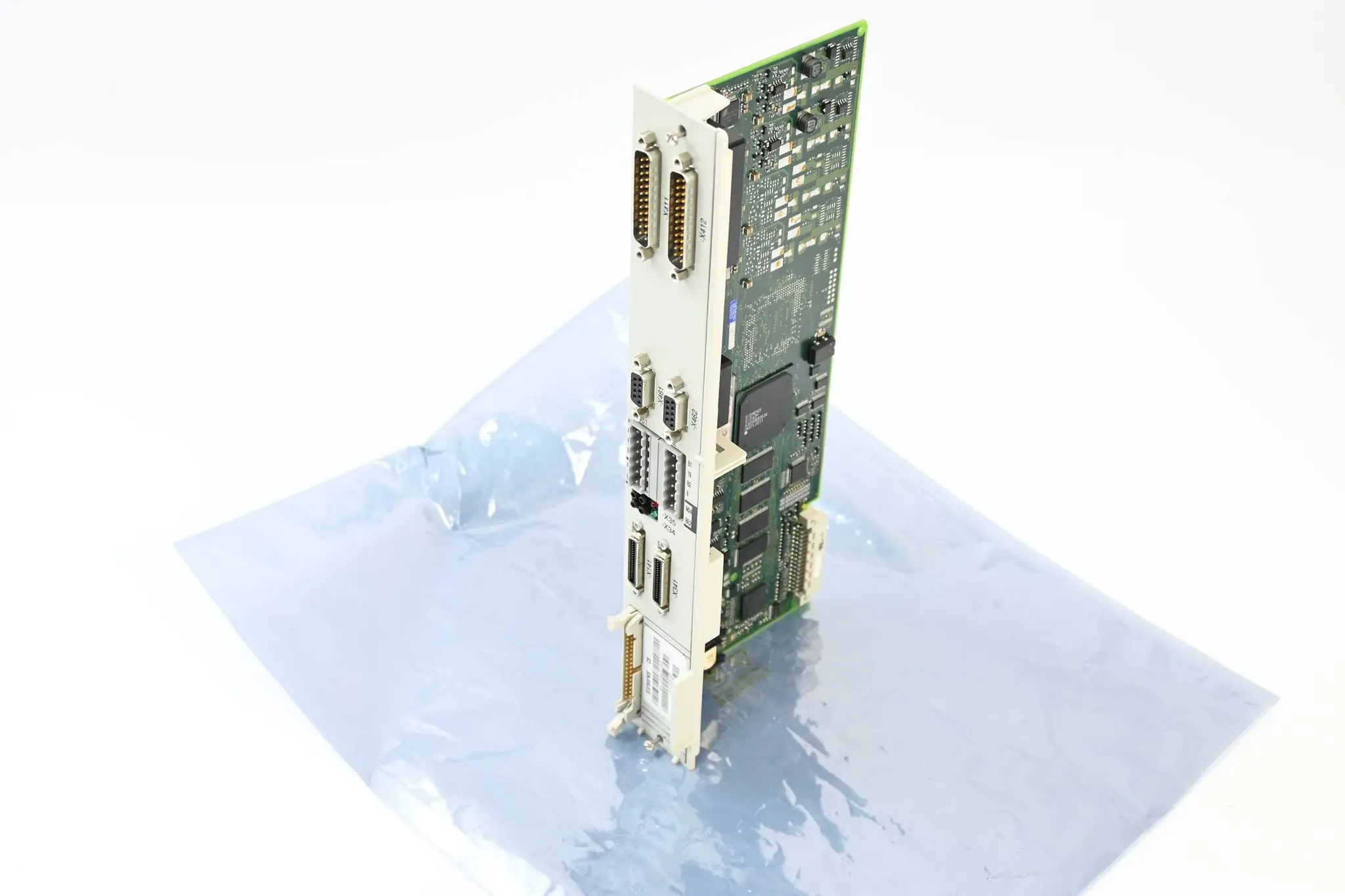 Produktfoto 1 von Siemens Simodrive Regelungseinschub 6SN1118-0DK21-0AA1 / 6SN1 118-0DK21-0AA1 V.B