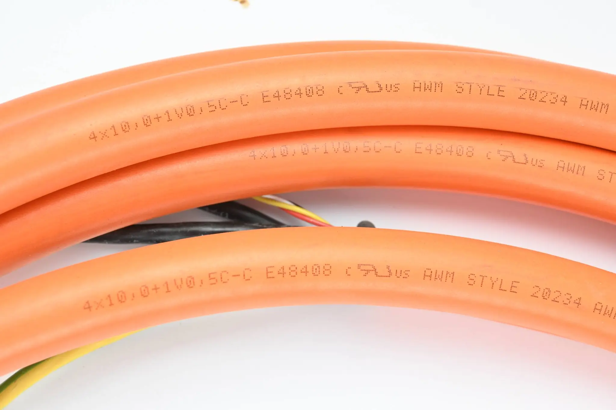 Produktfoto 1 von DMG Mori Anschlusskabel 4x10,0+1V0,5C-C inkl. schwenkbaren Stecker