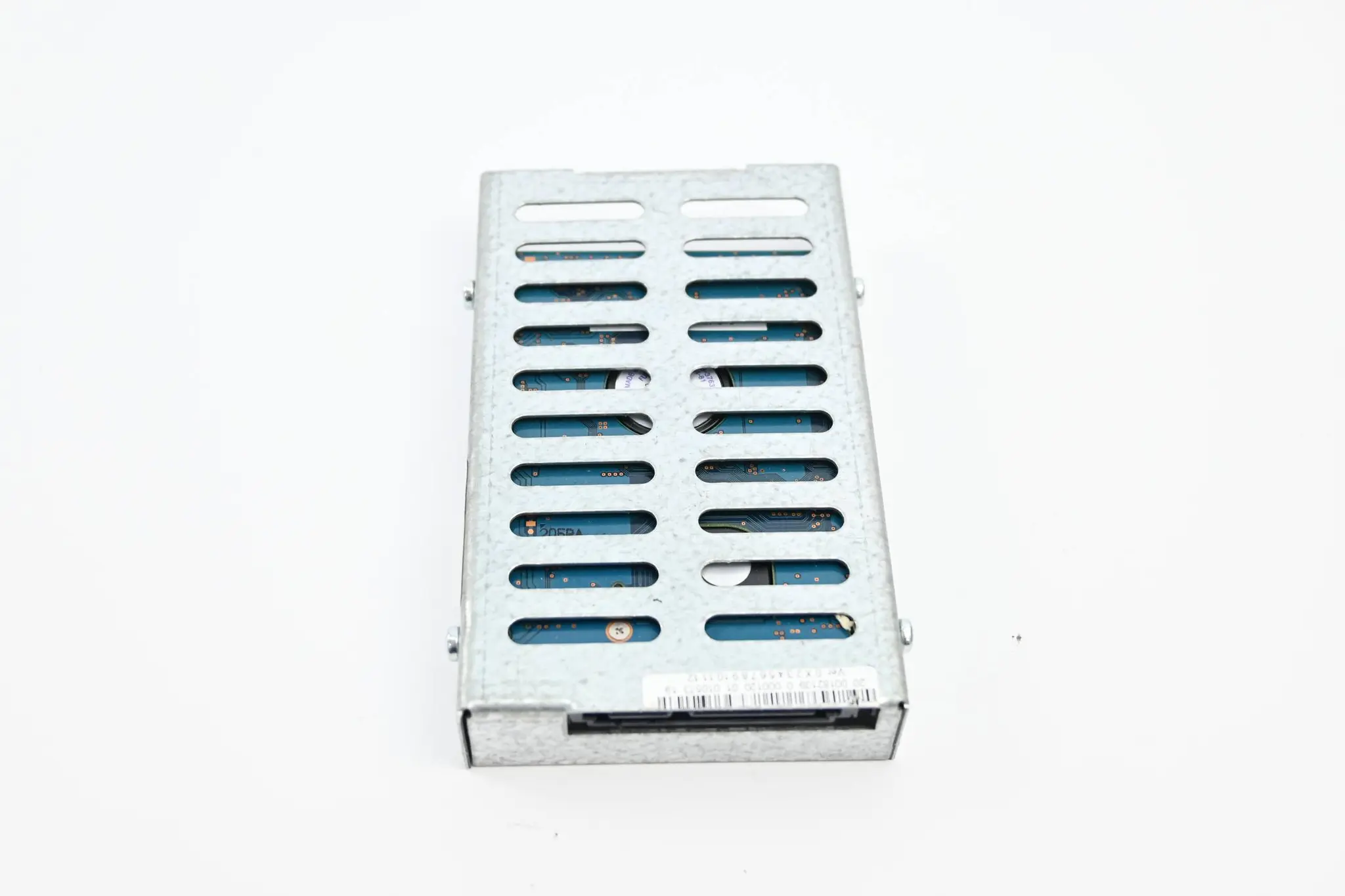 Produktfoto 1 von Fujitsu Festplatte CA07018-B738 ( MHZ2080BS )