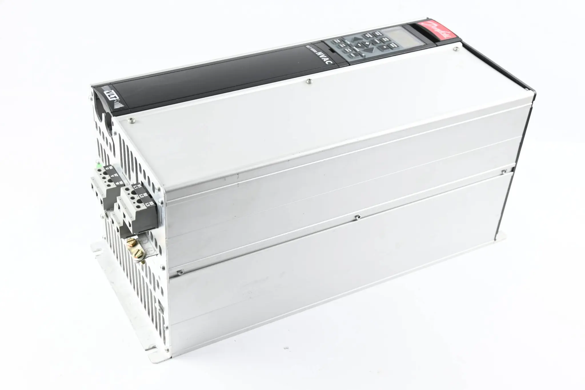 Produktfoto 1 von Danfoss Frequenzumrichter VLT6027HT4C20STR3DLF00A00C0 ( 175Z7031 )