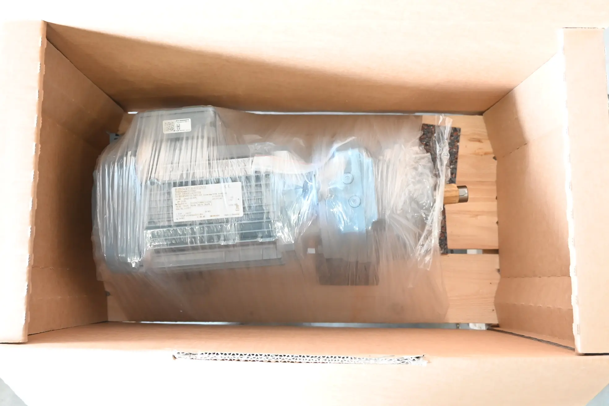 Produktfoto 1 von SEW-Eurodrive Getriebemotor RX67 DRN90L4/IV/TH ( RX67DRN90L4/IV/TH )