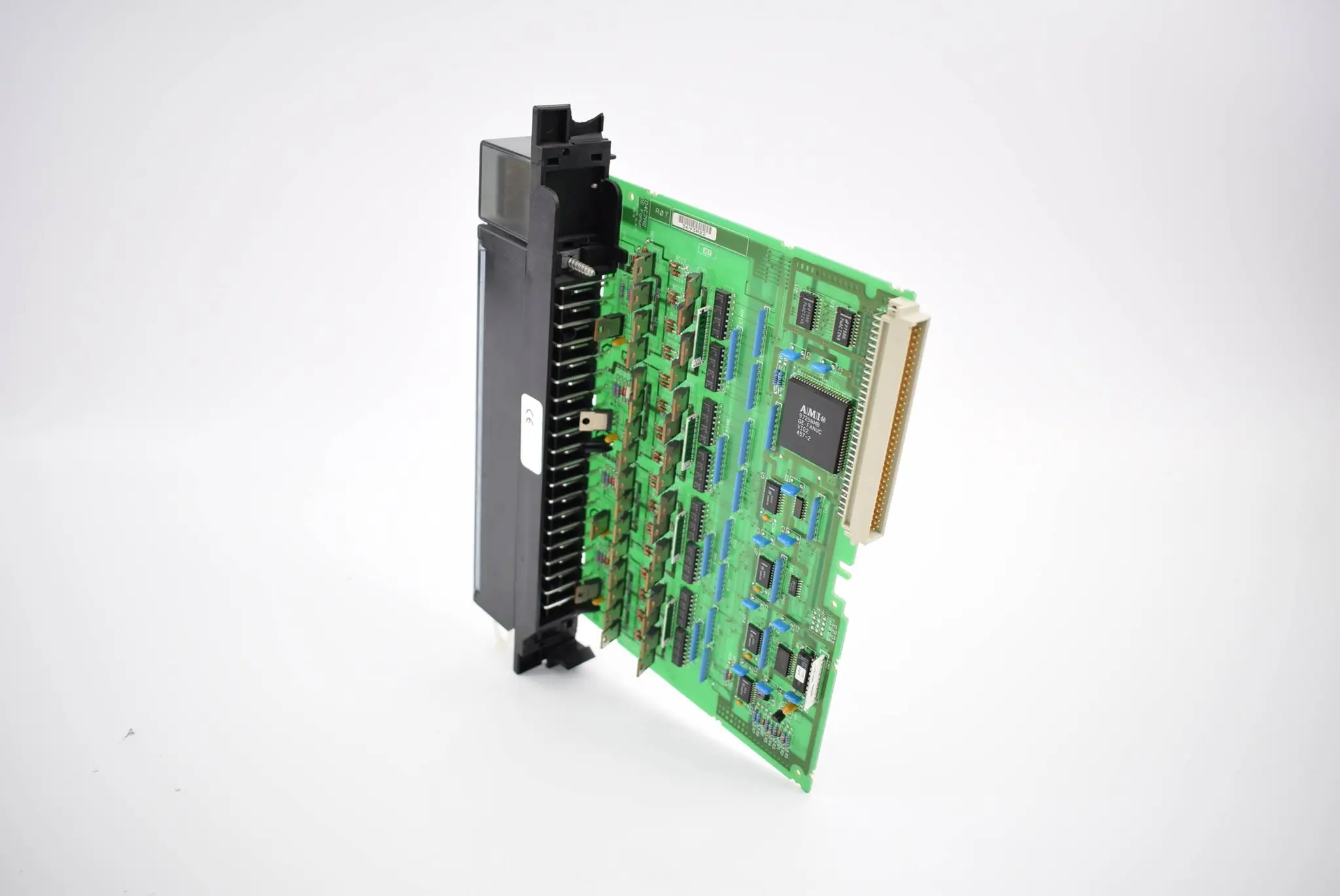 Produktfoto 1 von GE Fanuc Ausgangsmodul IC697MDL750