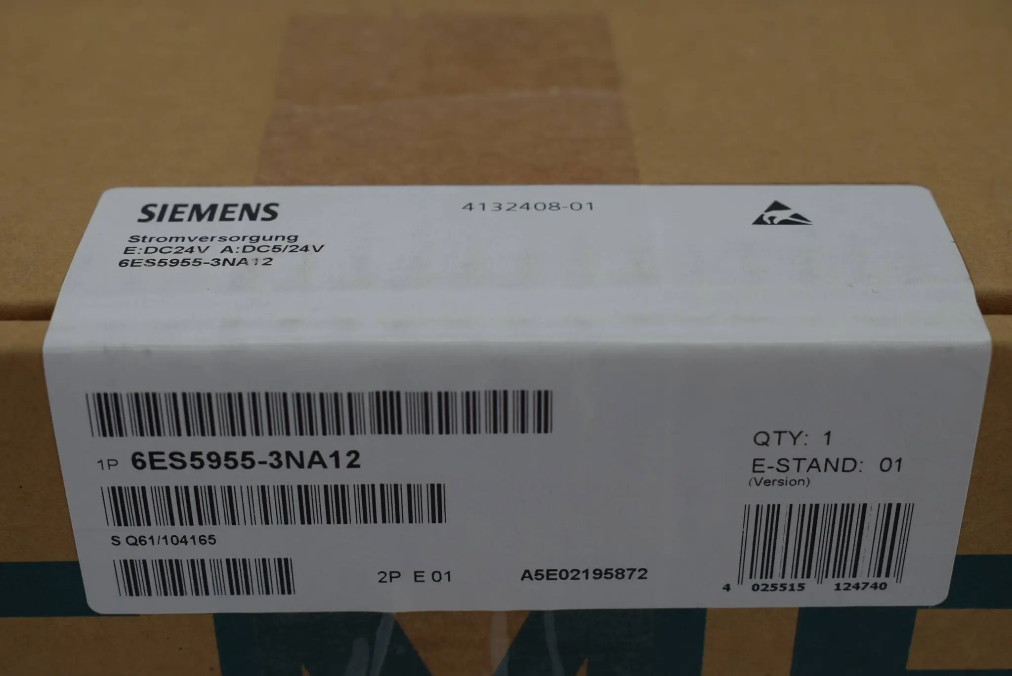 Produktfoto 1 von Siemens simatic S5 955 Power Supply 6ES5955-3NA12 ( 6ES5 955-3NA12 ) E. 01
