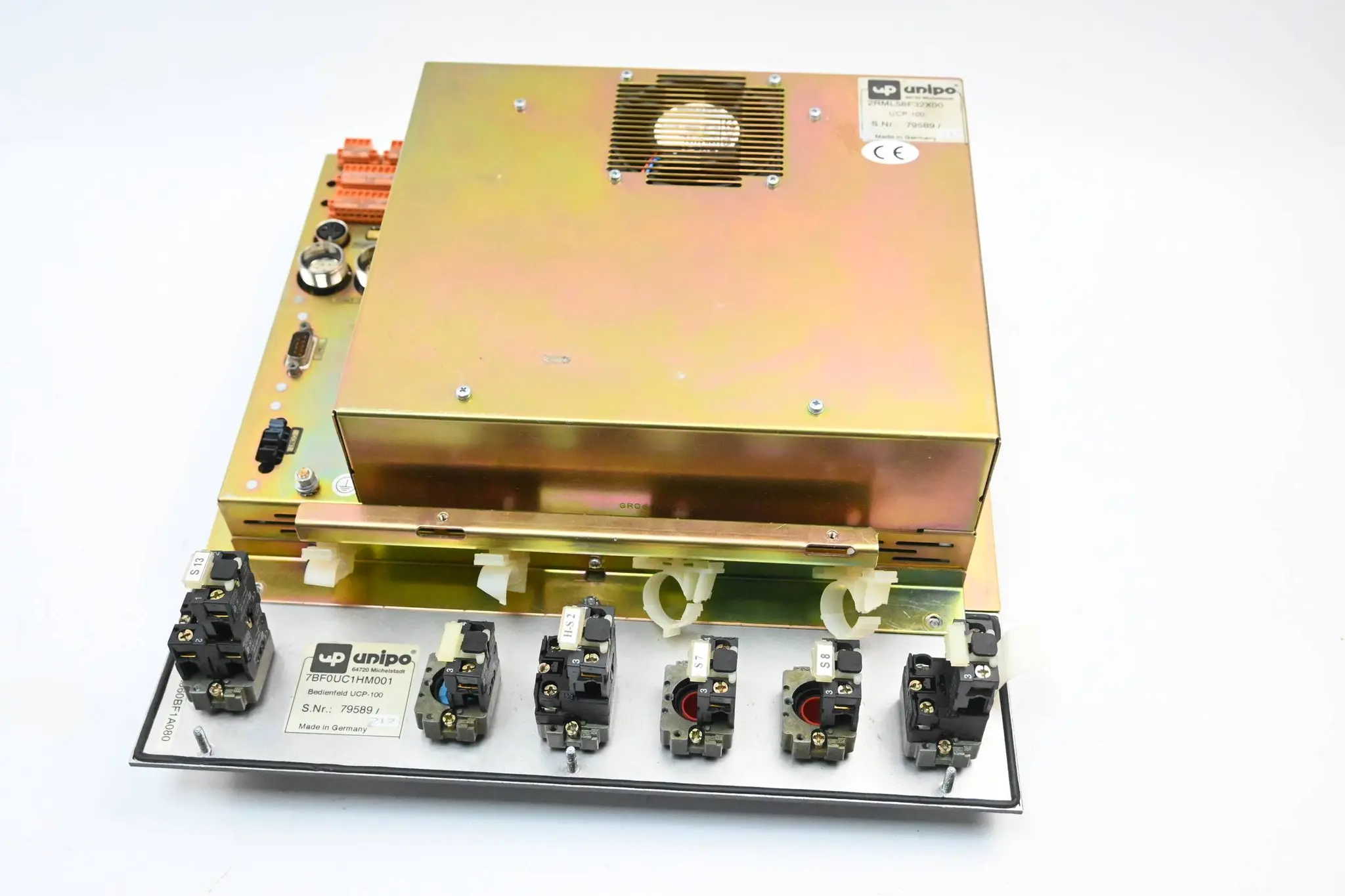 Produktfoto 1 von Unipo Operator Panel UCP-100 ( 2RML58F32X00 ) inkl. Bedienfeld 7BF0UC1HM001