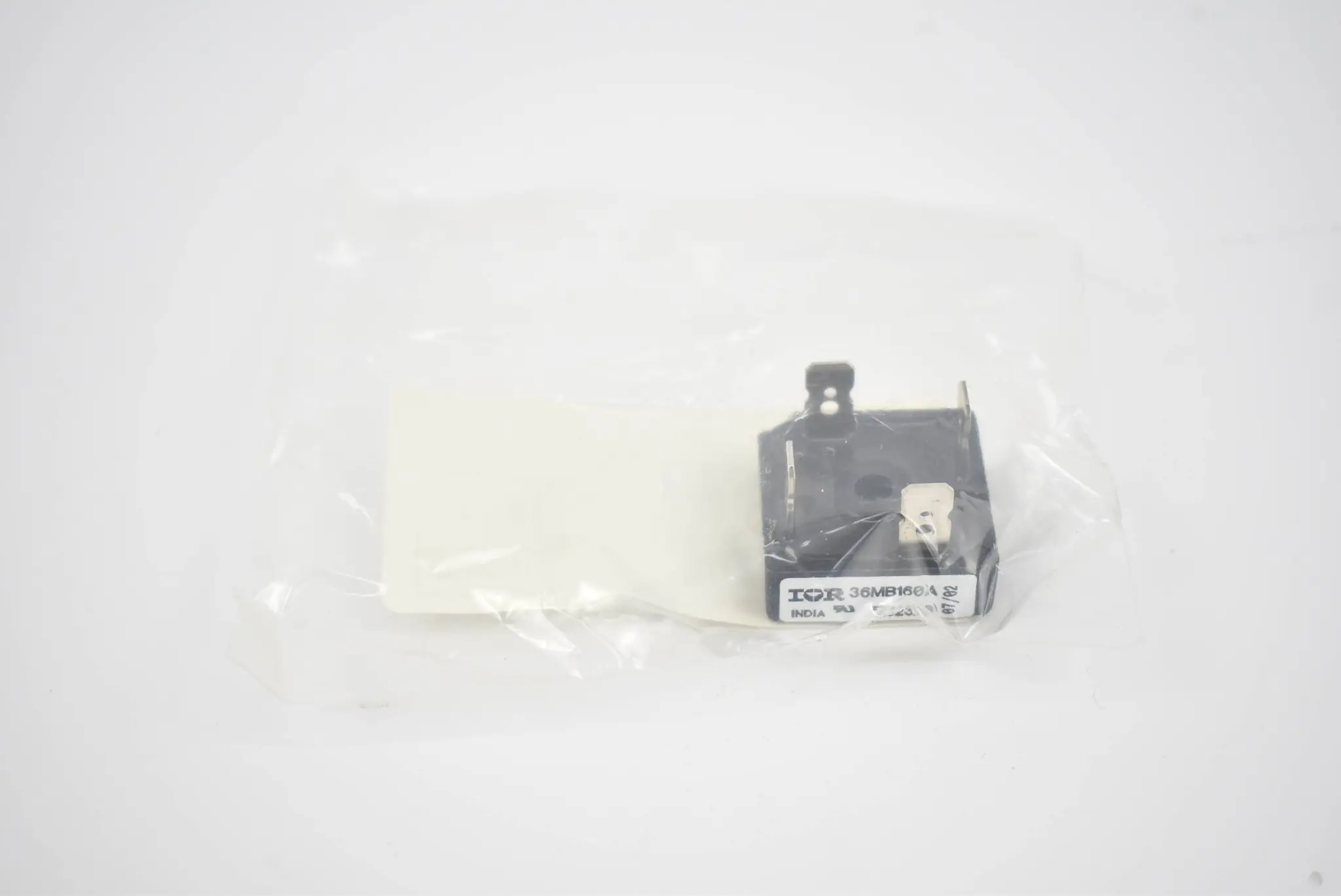 Produktfoto 1 von Brückengleitrichter einphasig für Danfoss VLT5000 36MB160A ( 176F1343 )