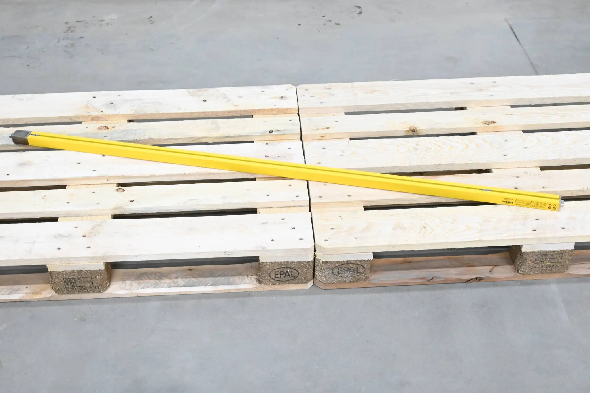 Produktfoto 1 von Leuze Electronic Sicherheitslichtvorhang Empfänger MLC520R30-1500 ( 68002315 )