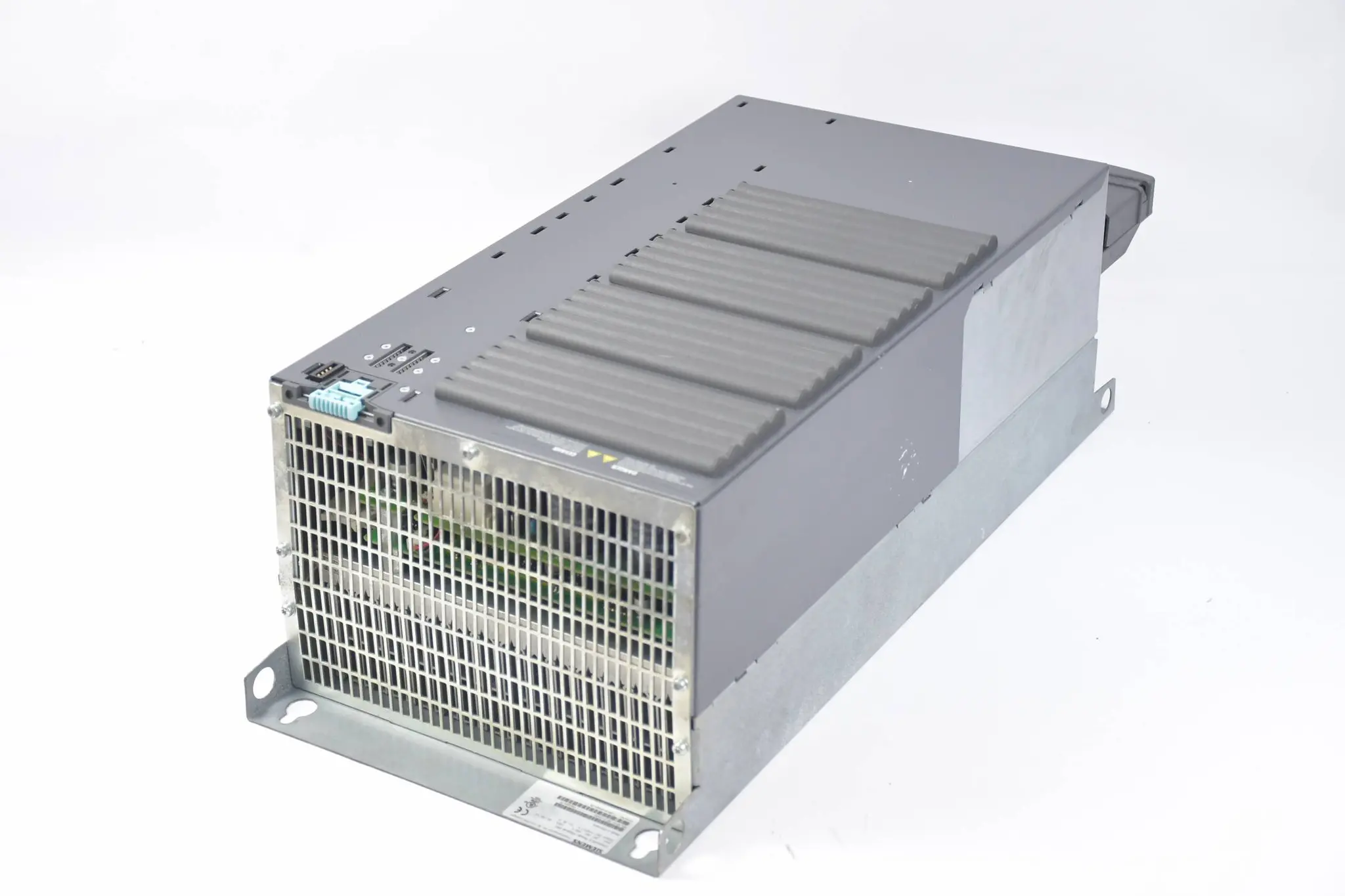 Produktfoto 1 von Siemens Sinamics S120 Umrichter c ( 6SL3 210-1SE31-0AA0 ) V.H