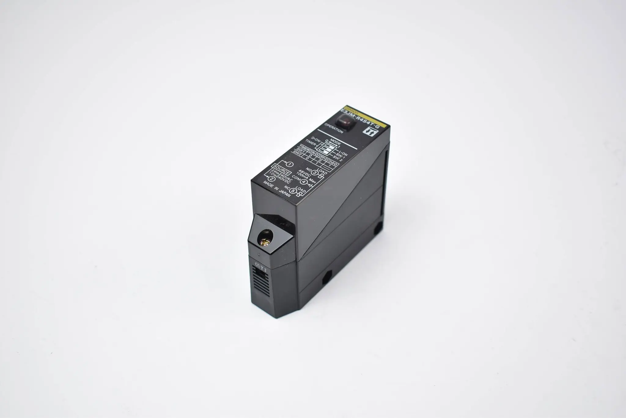 Produktfoto 1 von Omron Photoelectric Switch E3JM-R4S4T-G 24-240 VAC 12-240 VDC