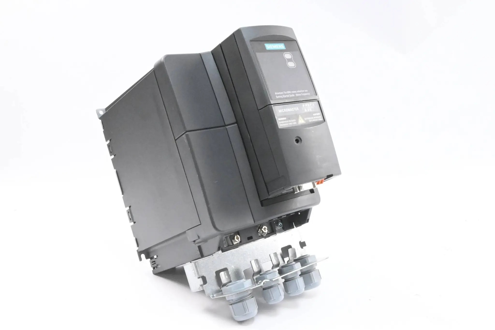 Produktfoto 1 von Siemens Micromaster 440 6SE6 440-2UC22-2BA1 ( 6SE6440-2UC22-2BA1 ) E.H01/2.21
