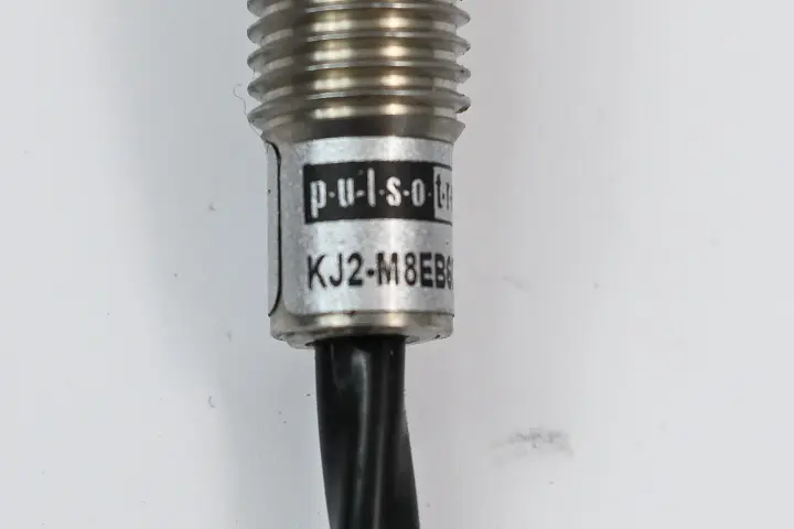 Produktfoto 1 von Pulsotronic Induktiver Sensor KJ2-M8EB60-DPS-HT140-X0240