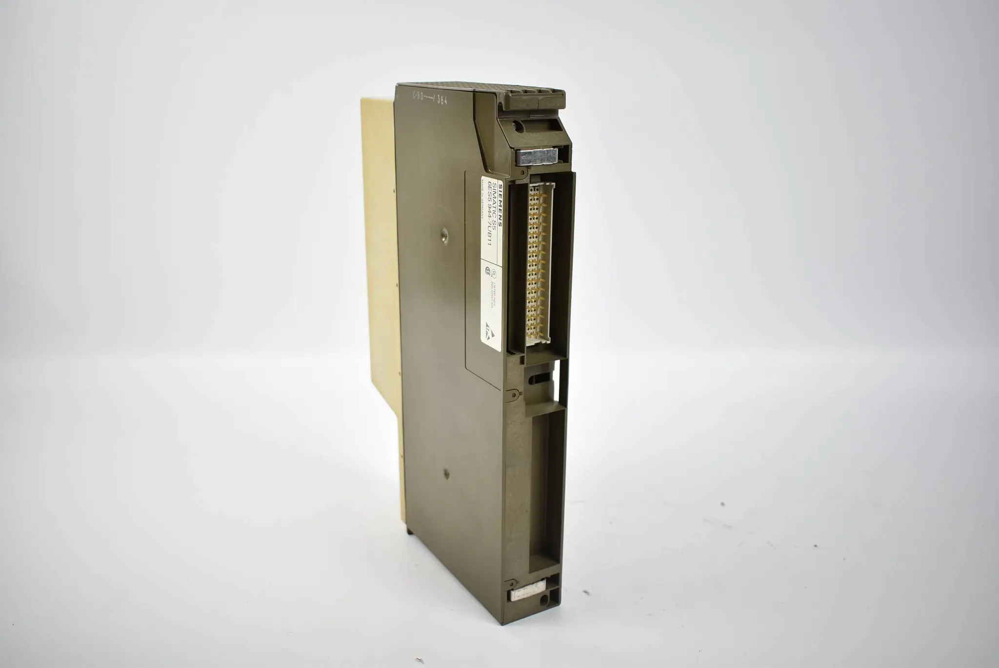 Produktfoto 1 von Siemens Simatic S5 CPU 944 6ES5944-7UB11 ( 6ES5 944-7UB11 )