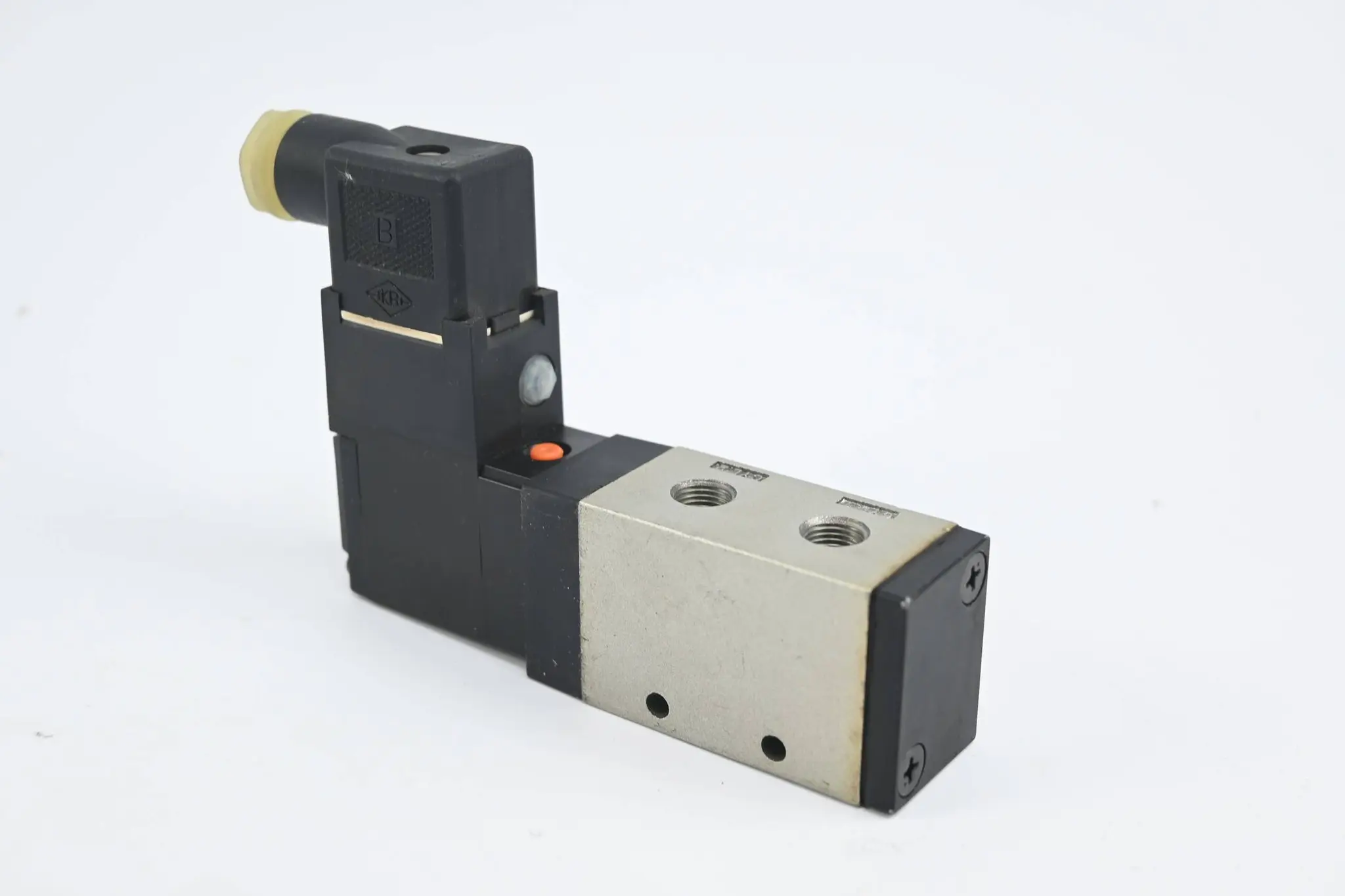 Produktfoto 1 von SMC Magnetventil VF3120