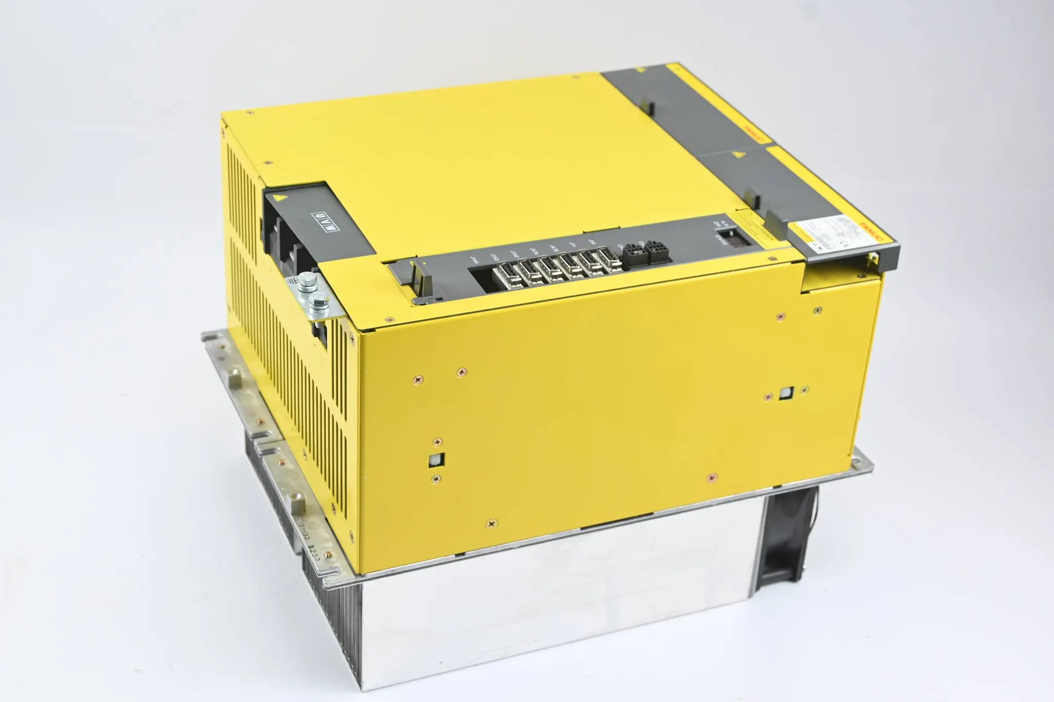 Produktfoto 1 von Fanuc LTD. Servo Verstärker A06B-6151-H075 ( A06B-6151-H075#H580 ) 82kW E