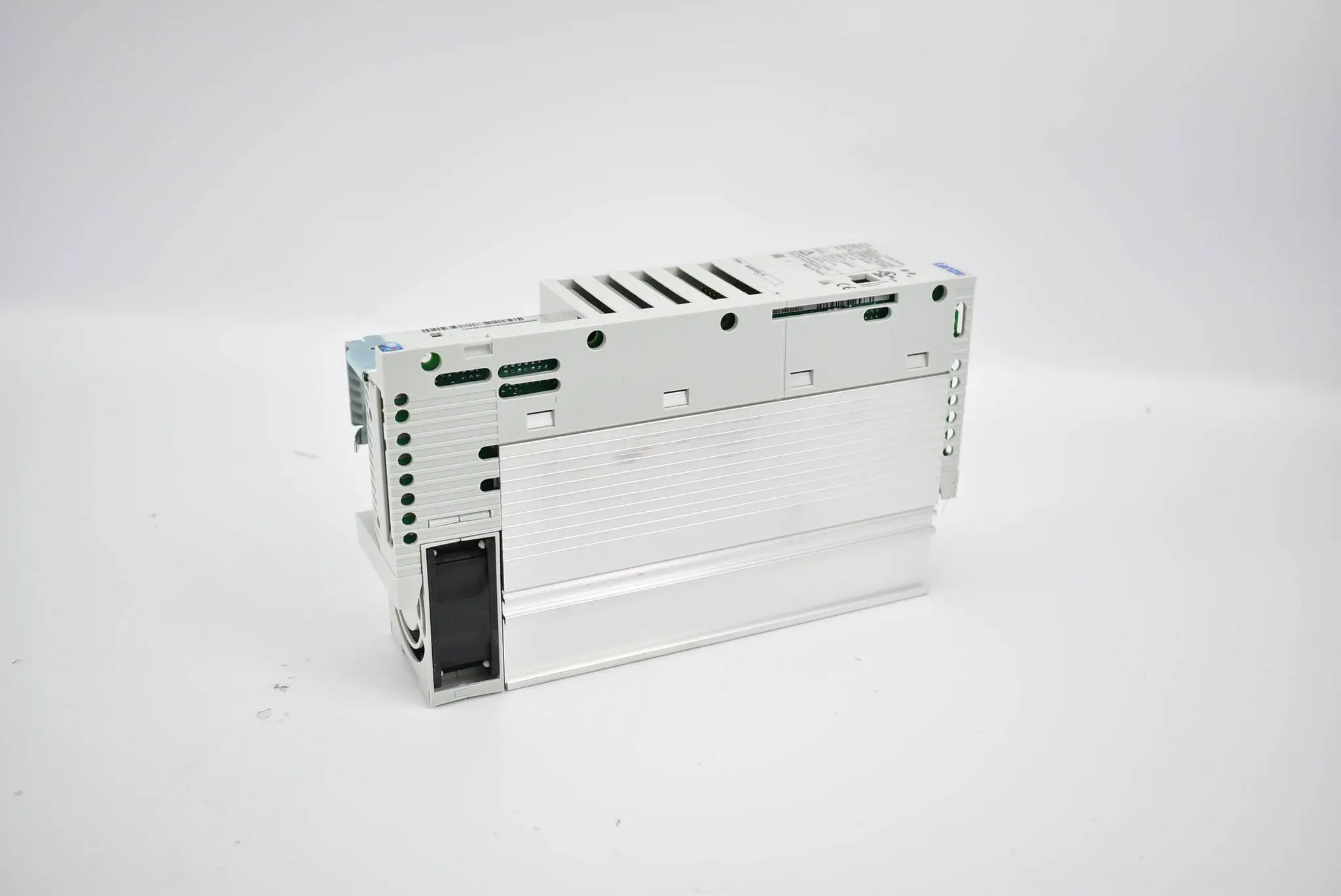 Produktfoto 1 von Lenze 8200 vector Frequenzumrichter 2,2 kW E82EV222K4C
