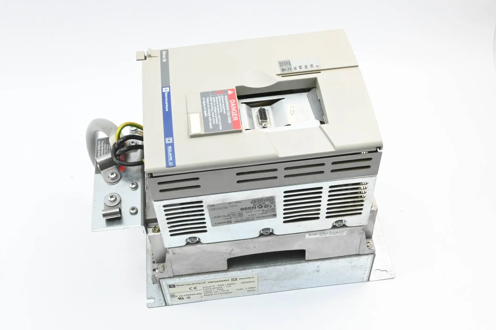 Produktfoto 1 von Telemecanique Altivar 58 Frequenzumrichter ATV58HU29N4 inkl. VW3A58402