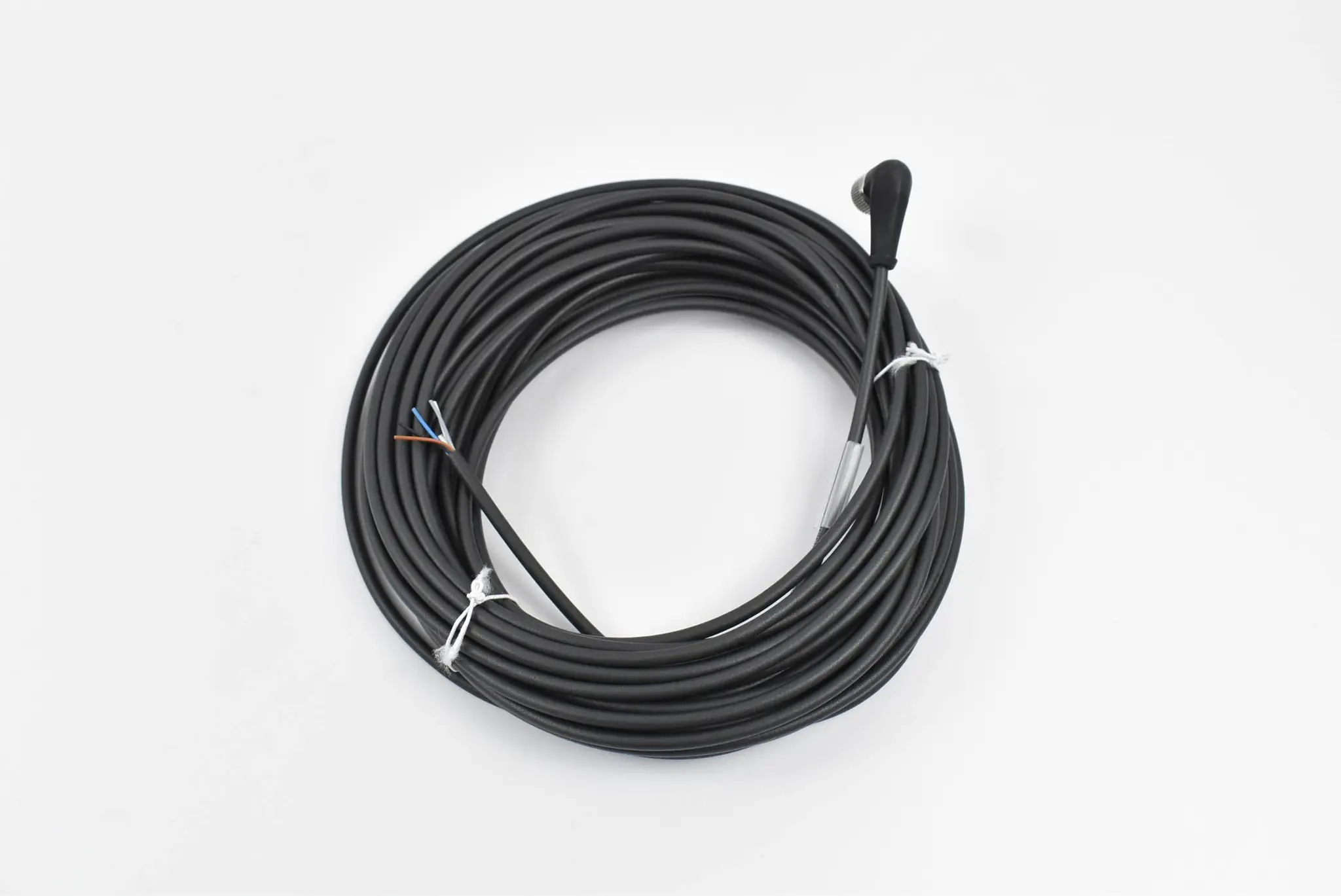 Produktfoto 1 von Murr Elektronik Steckverbindung / Verbindungskabel 7000-12361-7321500 ( 15m )
