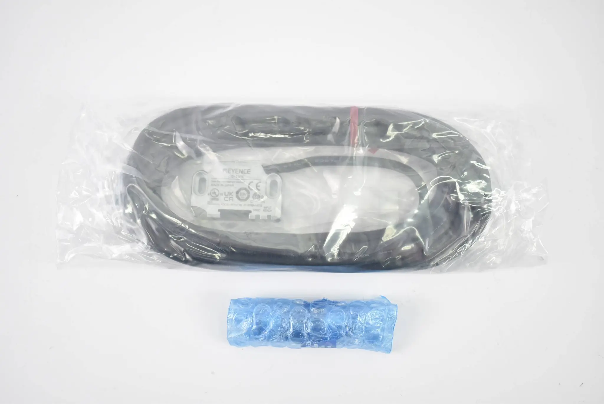 Produktfoto 1 von Keyence berührungsloser Sicherheitsverriegelungsschalter 24VDC 0,6W GS-11P5