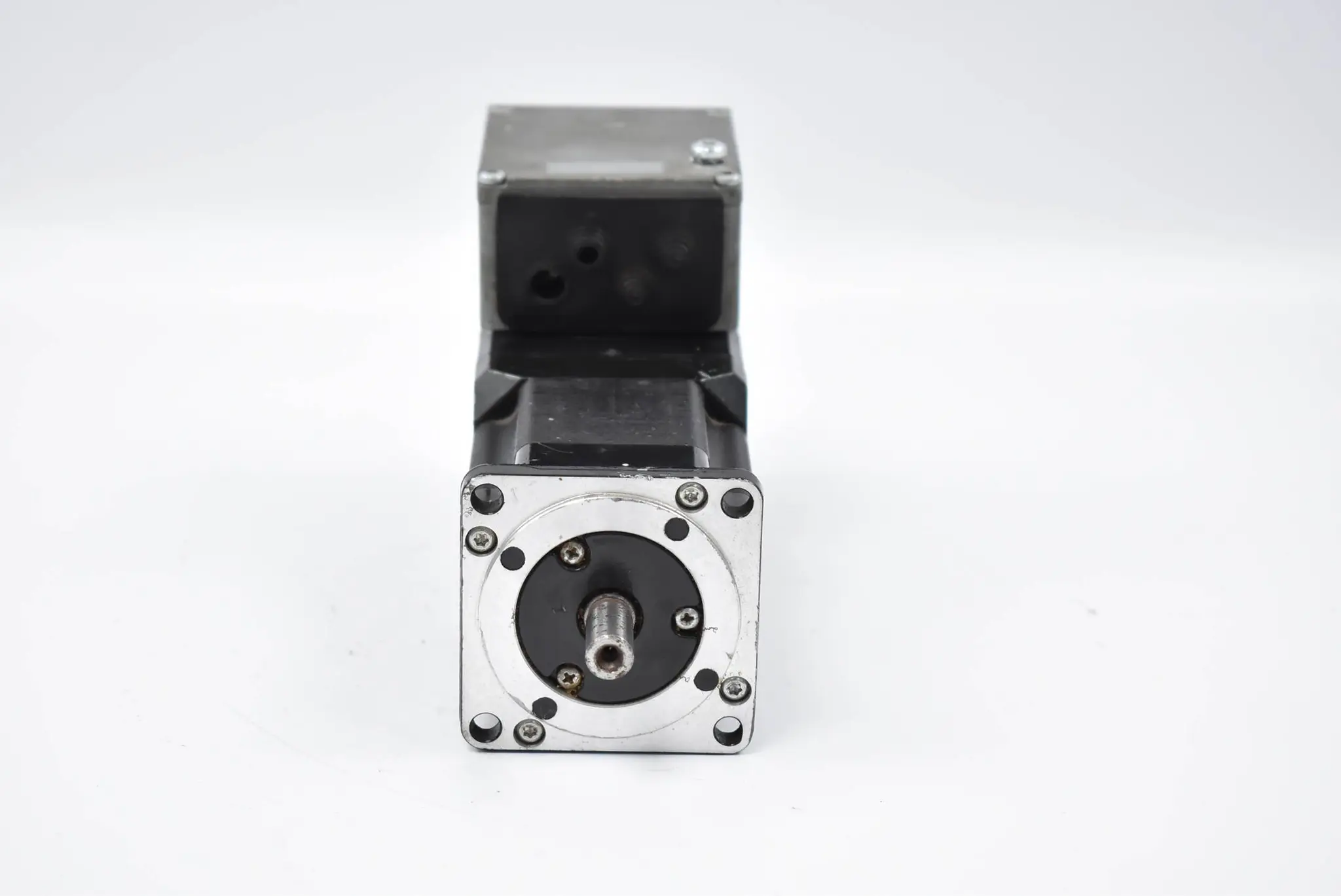 Produktfoto 1 von Schneider Electric Servomotor ILA1F572PB1A0