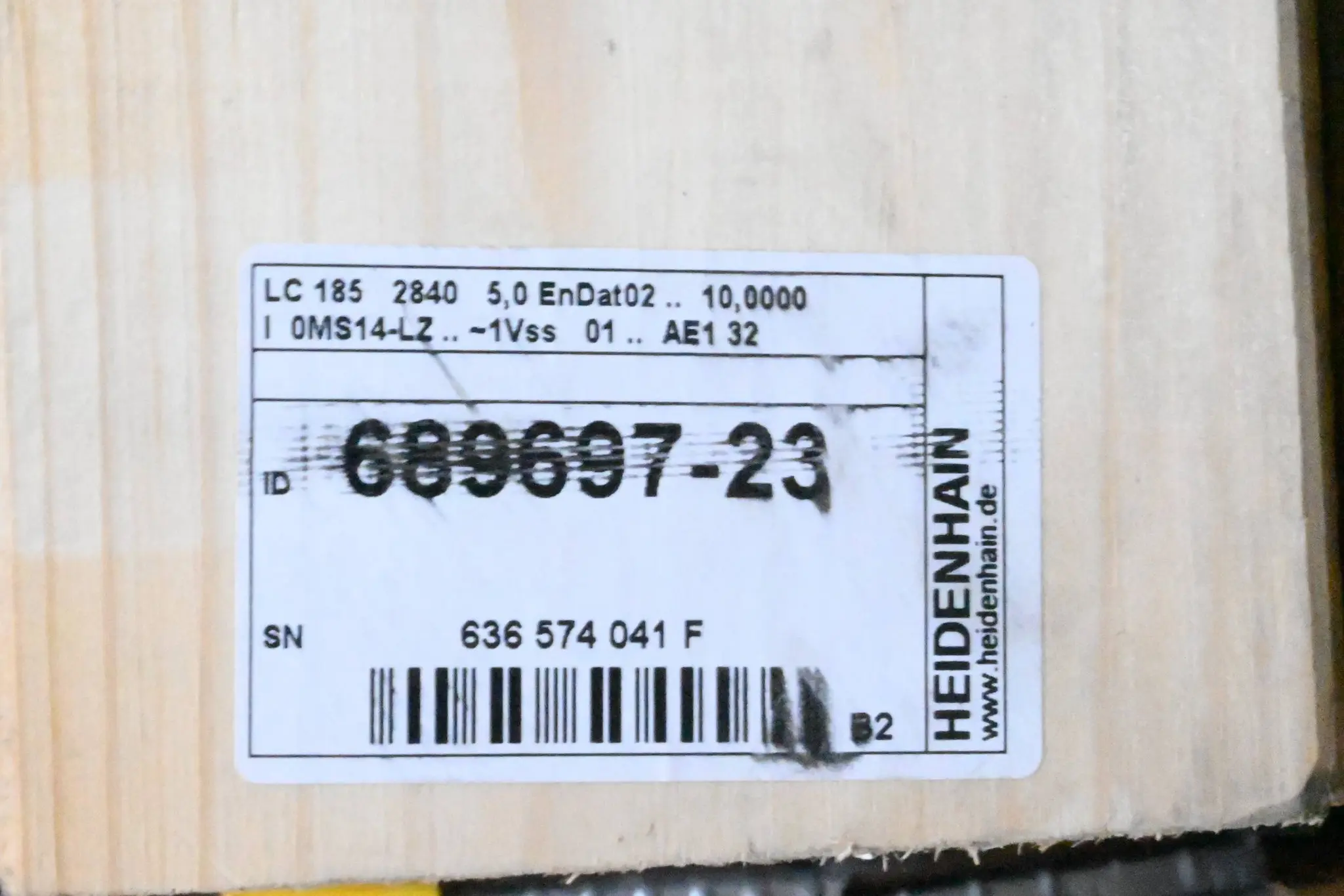 Produktfoto 1 von Heidenhain Absolutes gekapseltes Längenmessgerät LC 185 ML2840  ( 689697-23 )