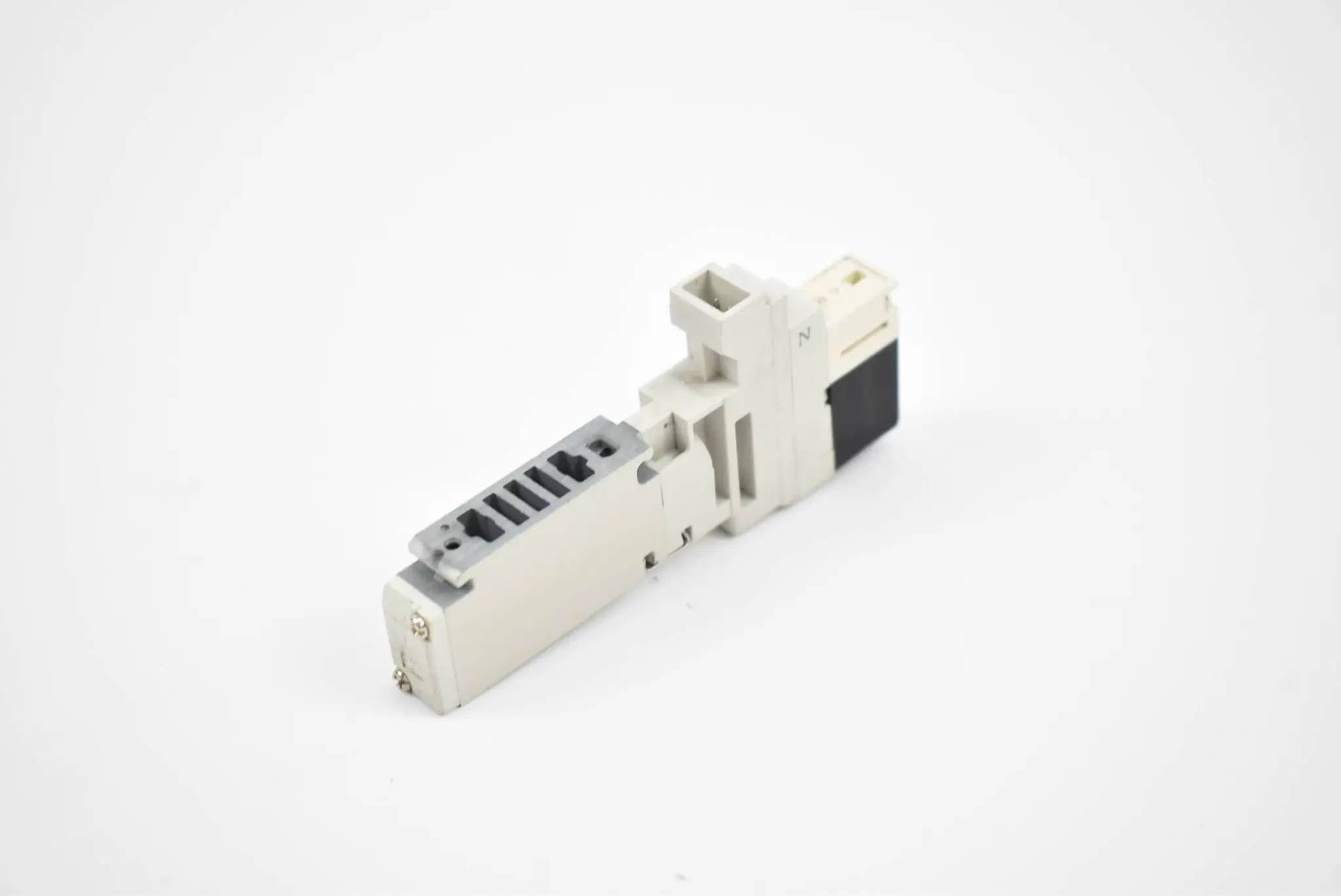 Produktfoto 1 von SMC Magnetventil VQC1100N-5 ( 0,1-0,7MPs )