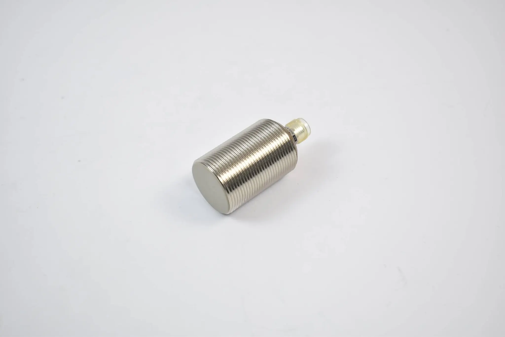 Produktfoto 1 von Omron Proximity Switch Näherungsschalter 12 - 24 VDC ( TL-X10C1-P1E )