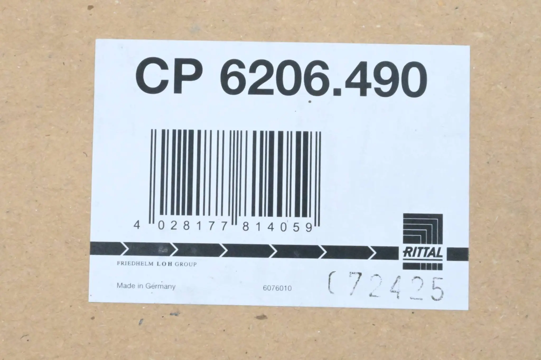 Produktfoto 1 von Rittal CP6206.490 Anschlusskonsole für Tragarmanschluss ( CP 6206490 )