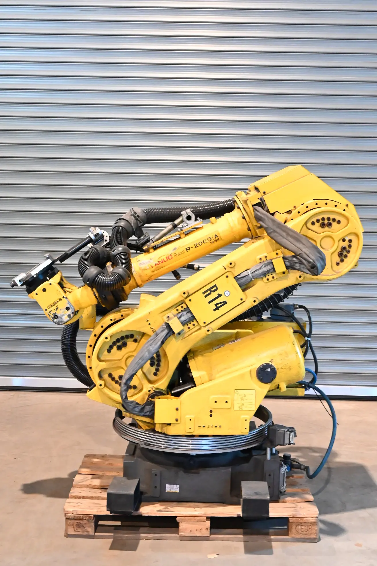 Produktfoto 1 von Fanuc Roboter R-2000iA/165F ( A05B-1324-B203 ) + R-J3iB ( A05B-2453-B252 )