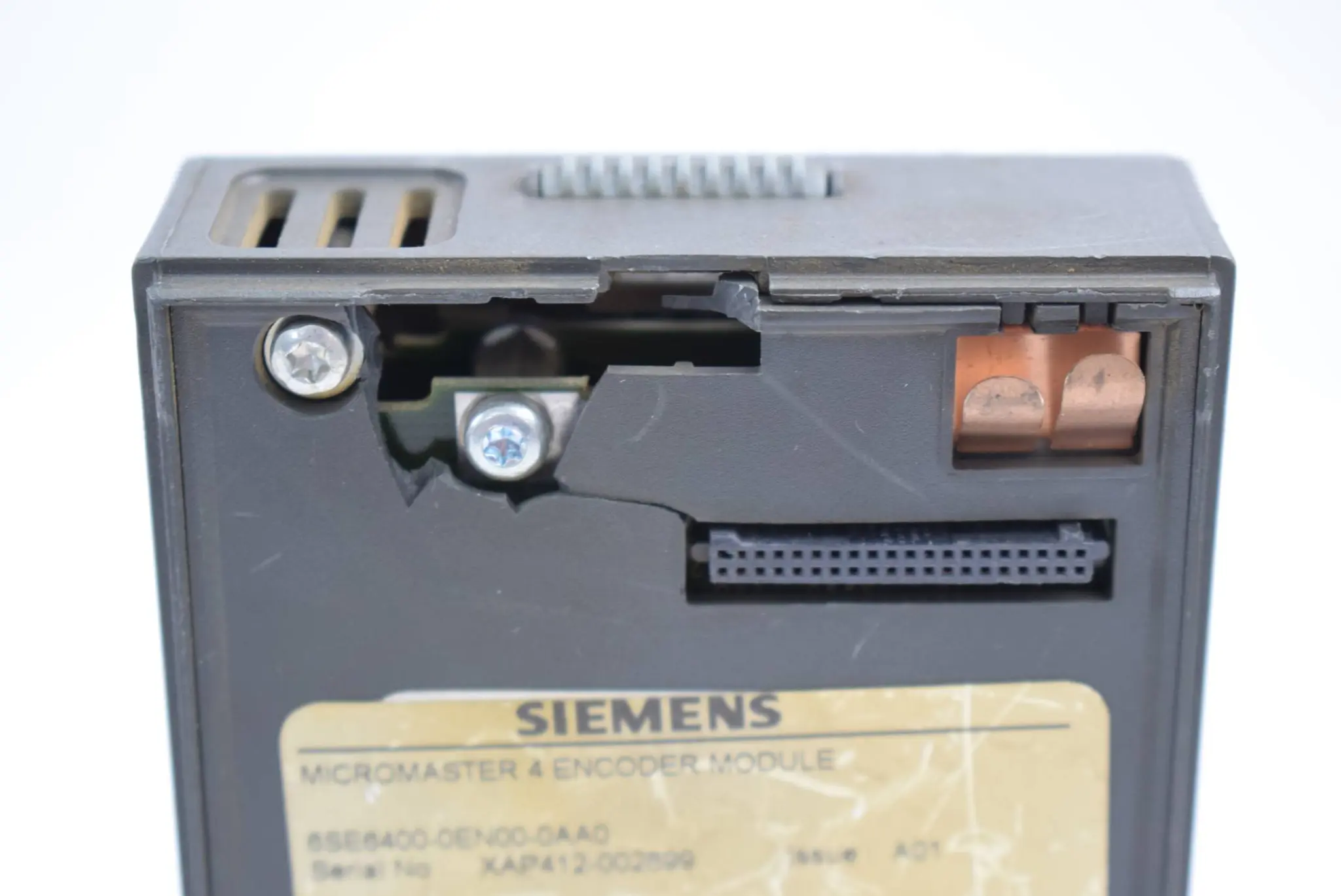 Produktfoto 1 von Siemens Micromaster 4 Modul 6SE6 400-0EN00-0AA0 ( 6SE6400-0EN00-0AA0 )