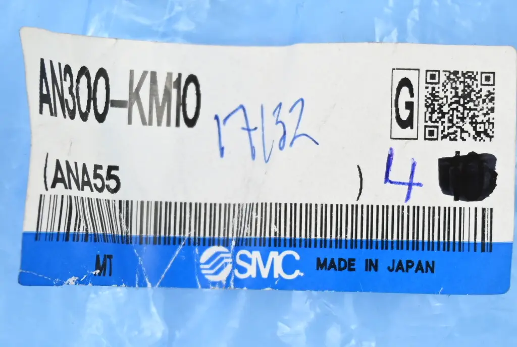 Produktfoto 1 von SMC Schalldämpfer AN300-KM10 ( VE 4 Stück )