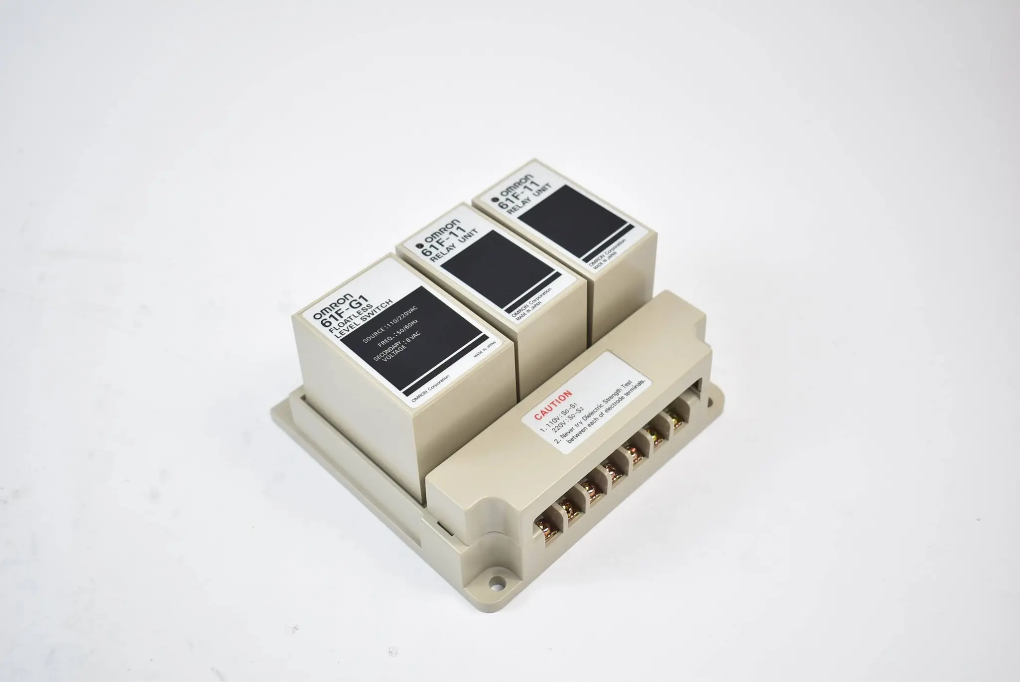 Produktfoto 1 von Omron Floatless Level Switch 61F-G1 + Relay 61F-11 + Relay 61F-11 110 / 220 VAC