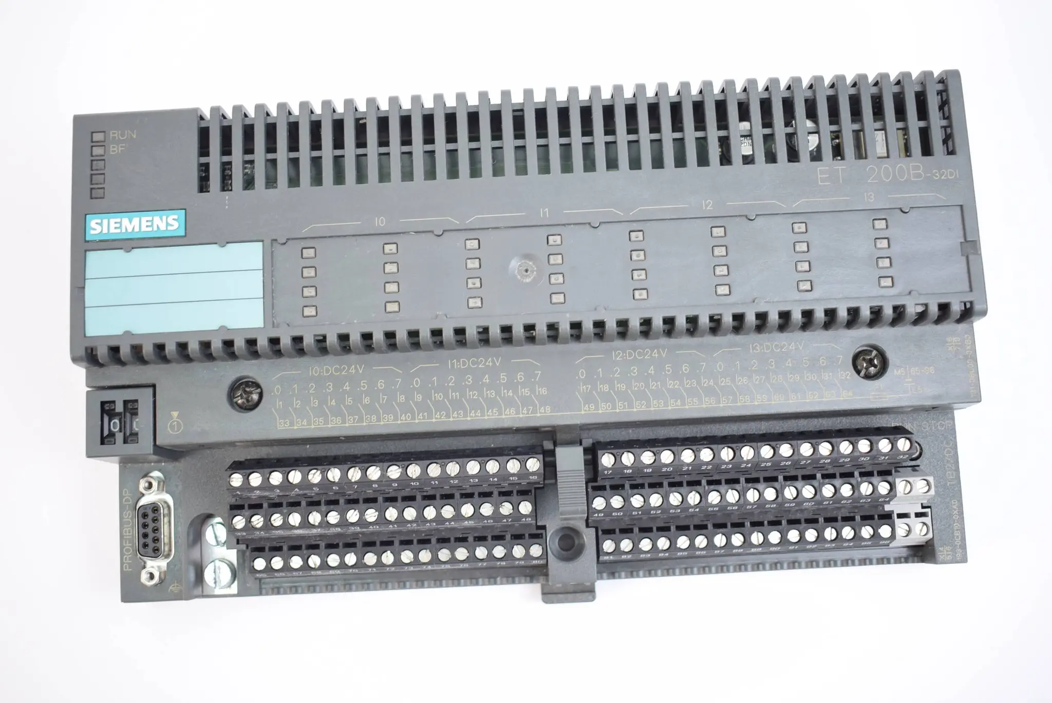 Produktfoto 1 von Siemens simatic DP ET 200 B-32DI 6ES7131-0BL00-0XB0 inkl. 6ES7193-0CB10-0XA0