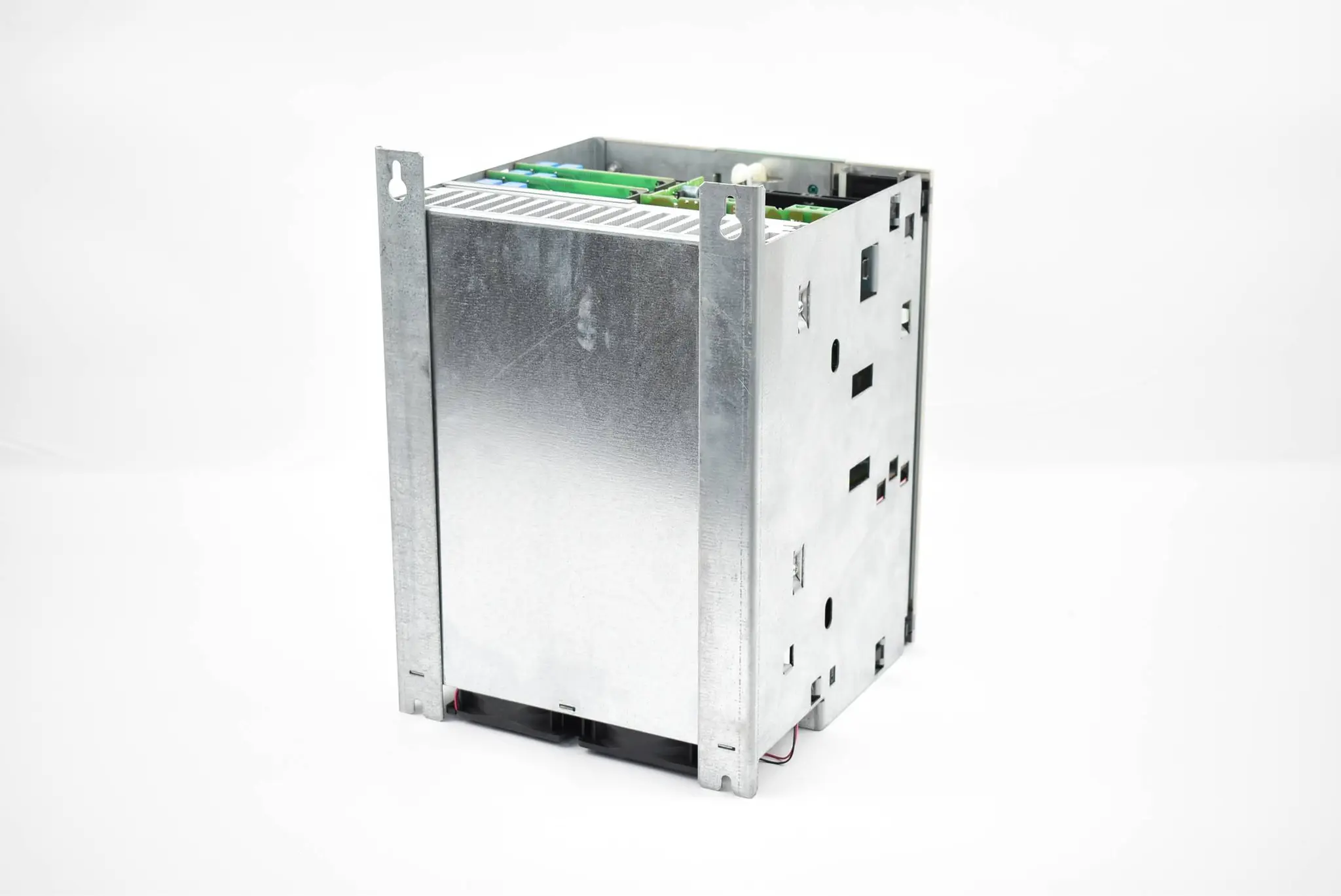 Produktfoto 1 von Siemens Simoreg DC-Master 6RA7075-6DS22-0-Z ( 6RA7 075-6DS22-0-Z ) E. A2